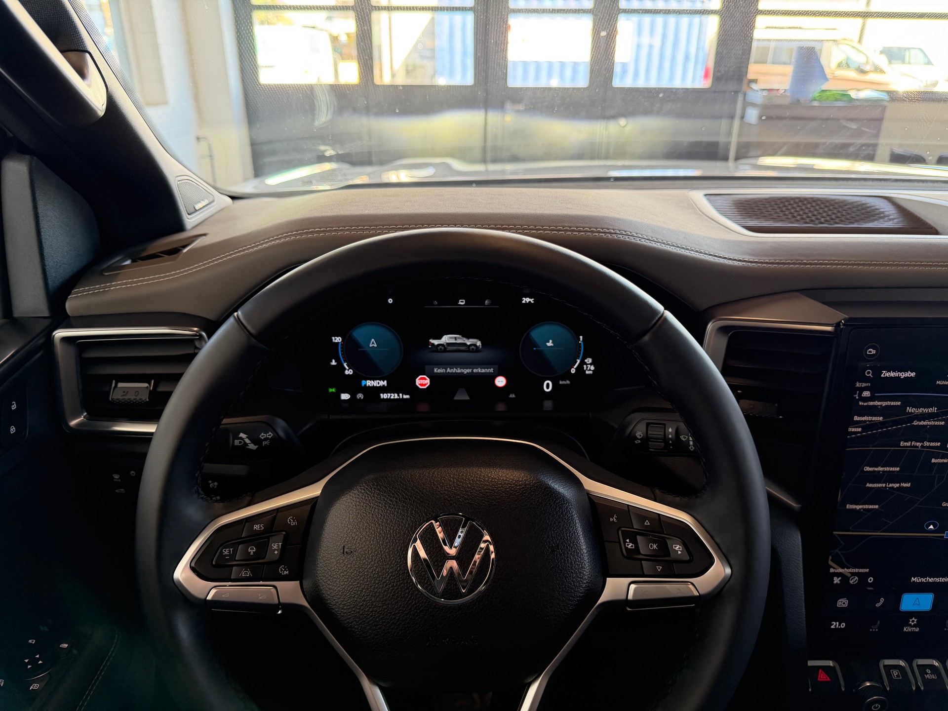 VW Amarok 3.0TDI Aventura Winter 1 3.0 V6 TDI 4X4 241 PS ( AHK3500KG)-image-19