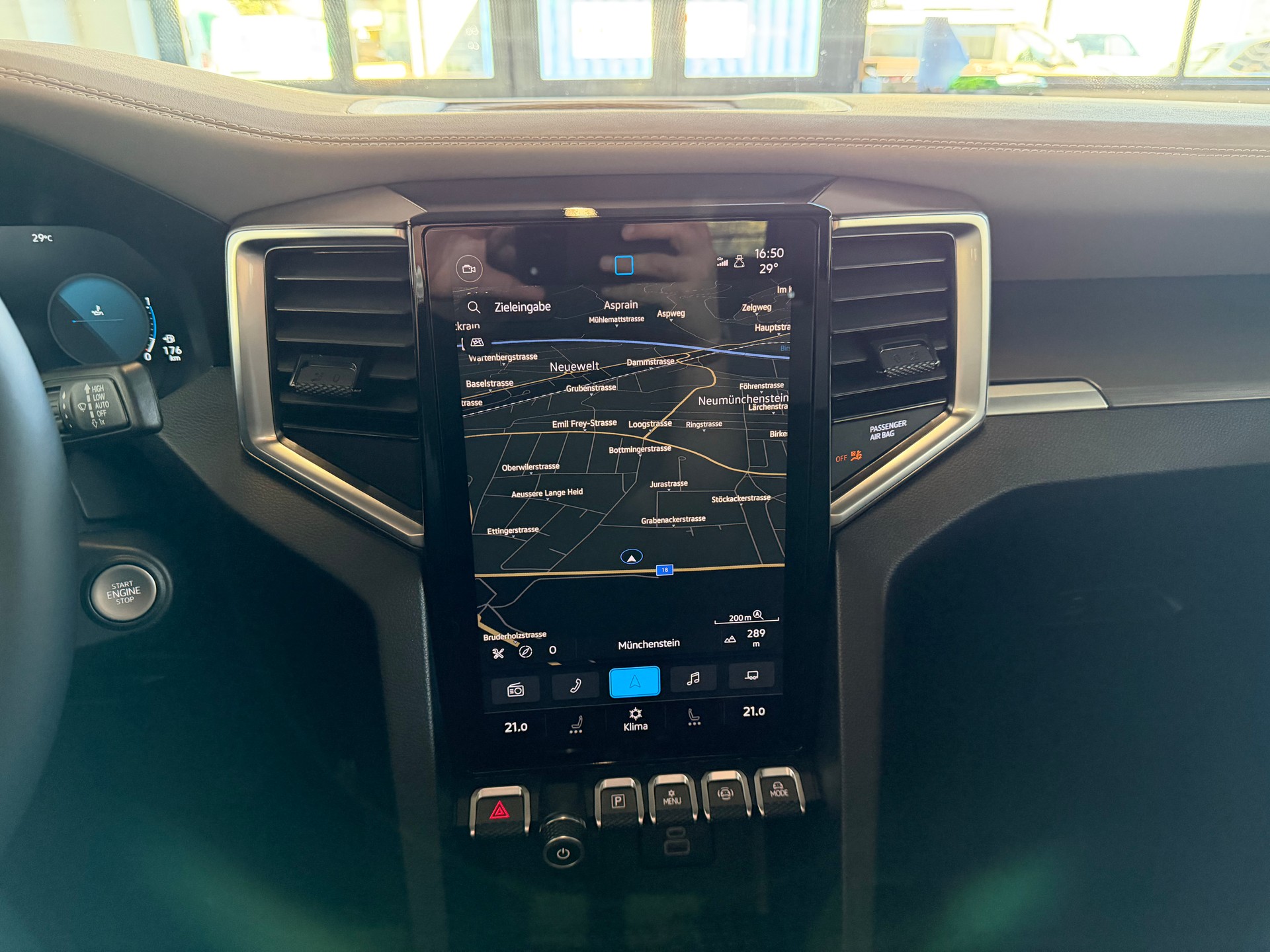VW Amarok 3.0TDI Aventura Winter 1 3.0 V6 TDI 4X4 241 PS ( AHK3500KG)-image-21