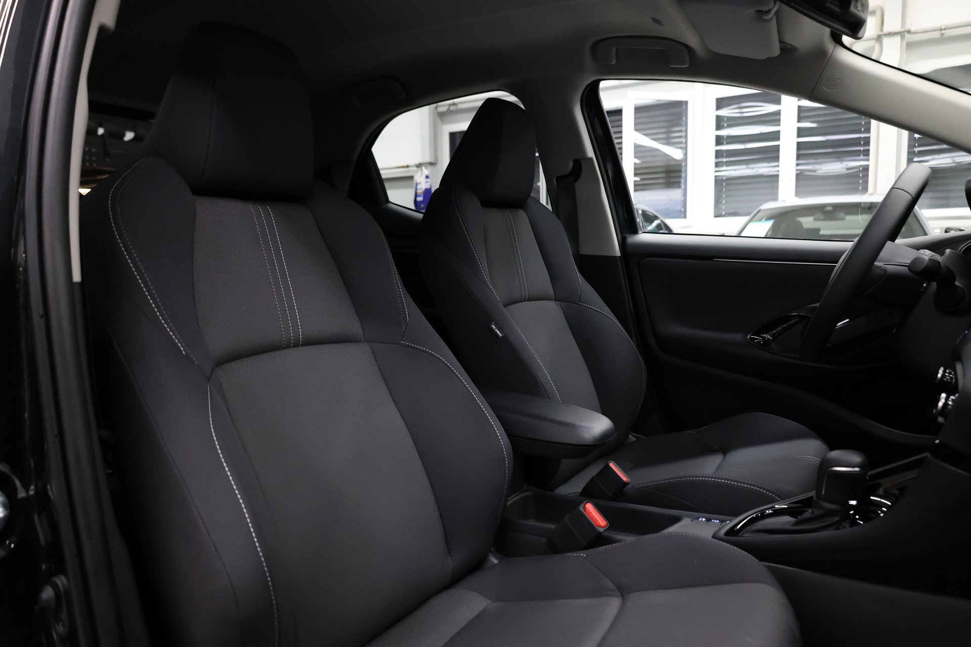 TOYOTA Yaris 1.5 VVT-i HSD Teamplayer-image-20