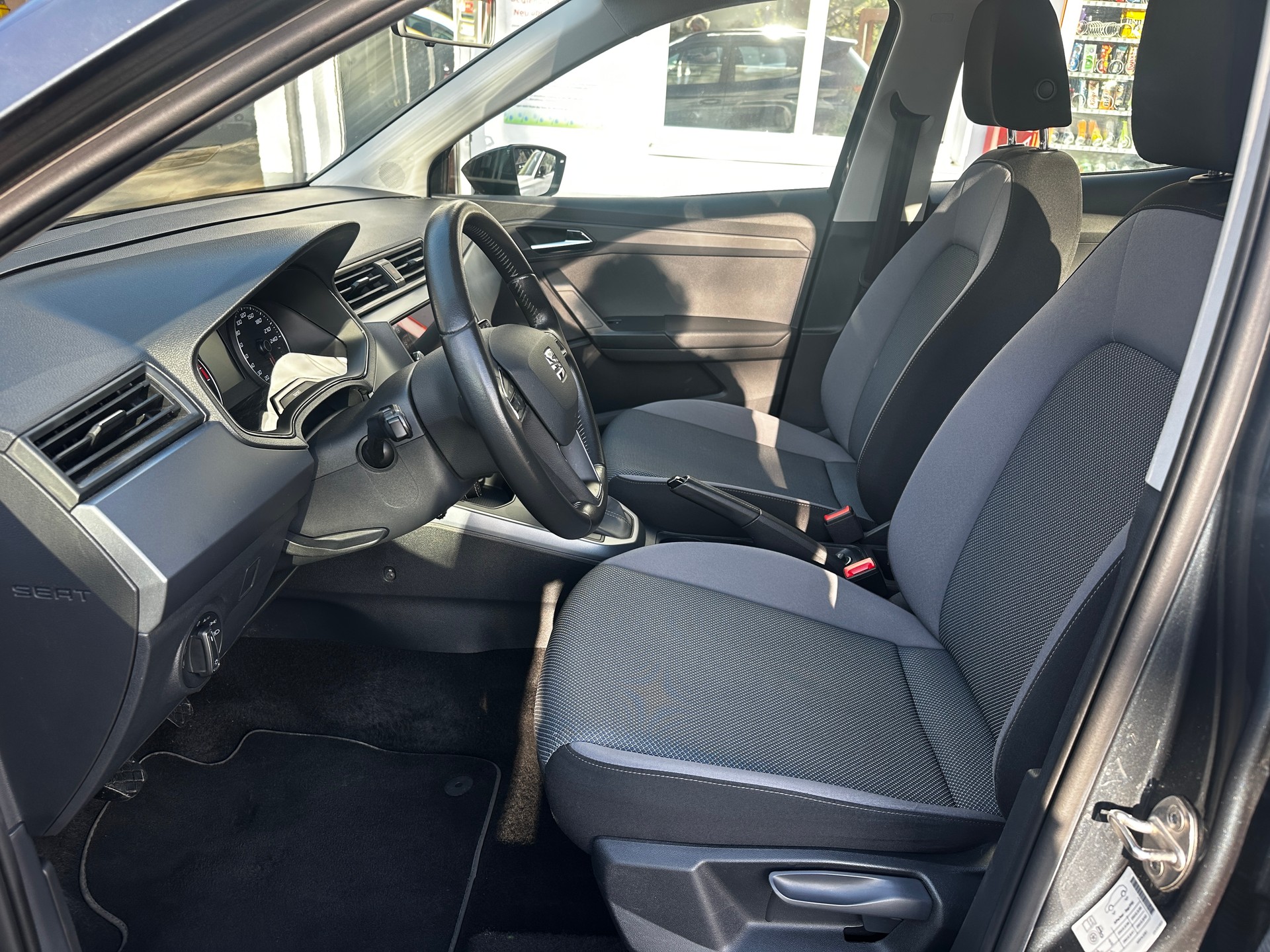SEAT Arona 1.0 TSI Eco Style-image-10