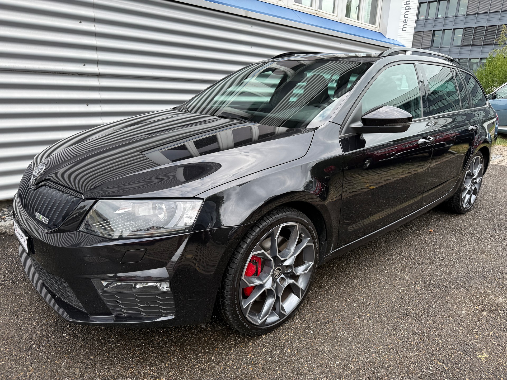 SKODA Octavia Combi 2.0 TDI RS DSG-image-15