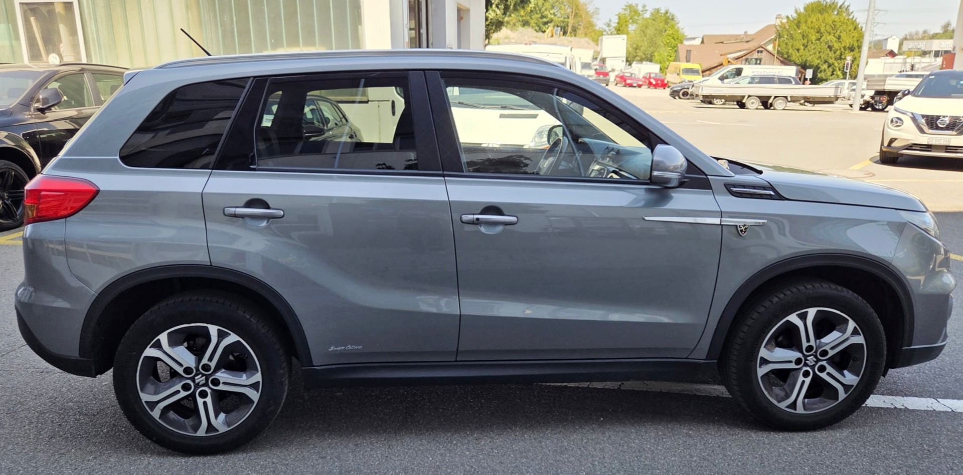 SUZUKI Vitara 1.6 TD Compact Top-image-6