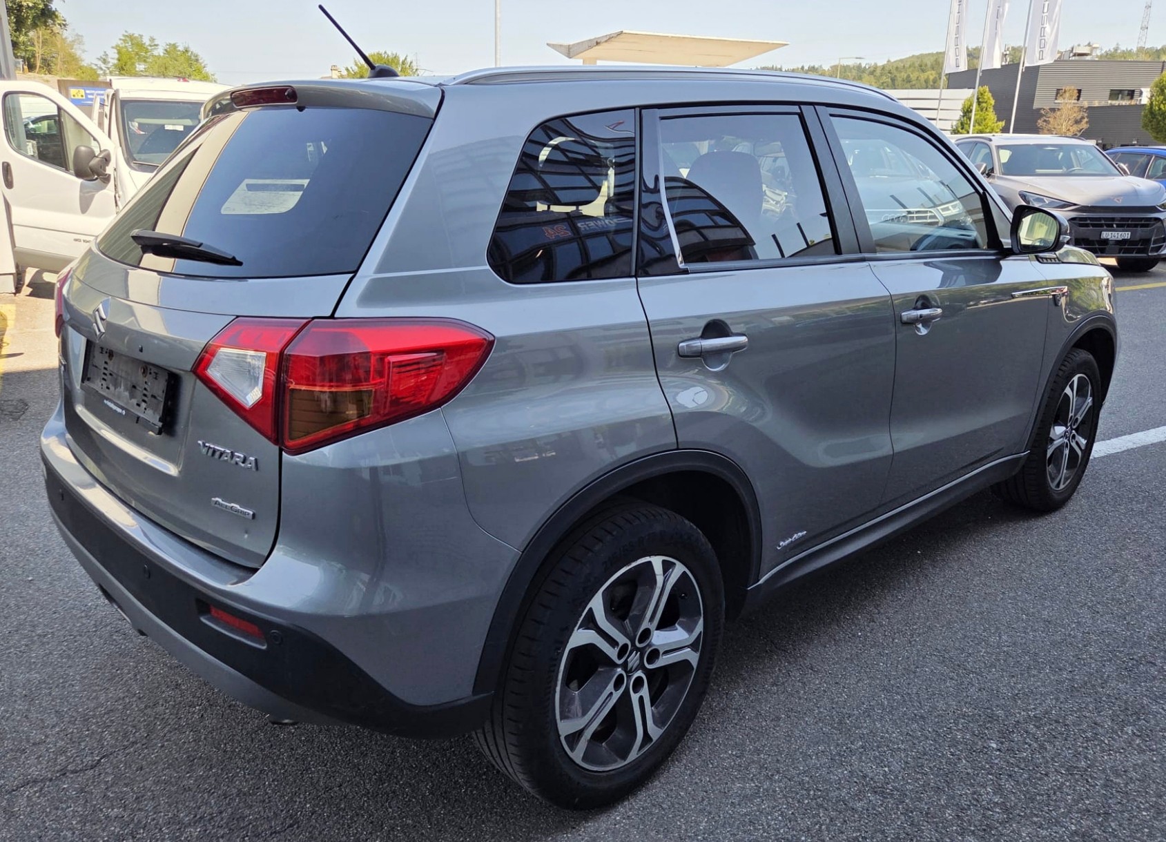 SUZUKI Vitara 1.6 TD Compact Top-image-4