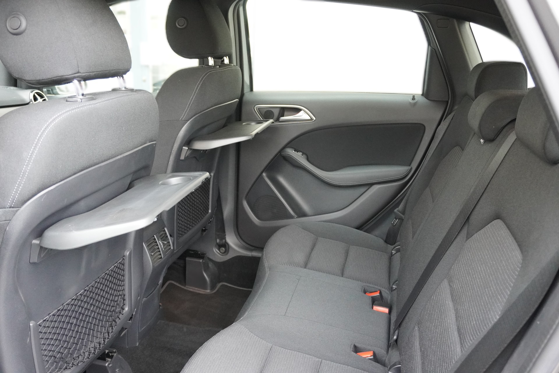 MERCEDES-BENZ B 200 Style 7G-DCT-image-13