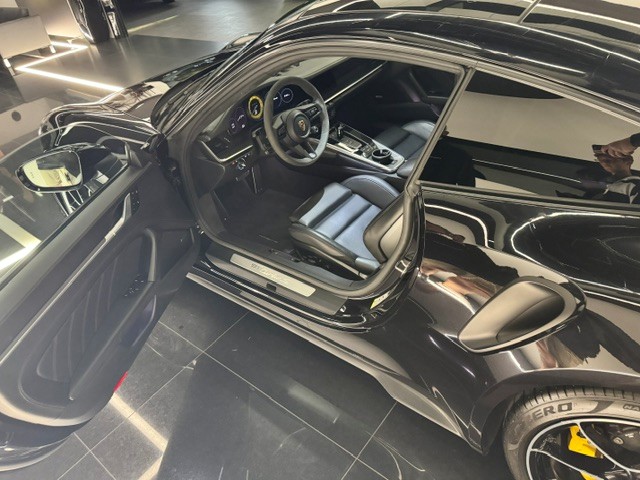 PORSCHE 911 Coupé 3.7 Turbo S PDK