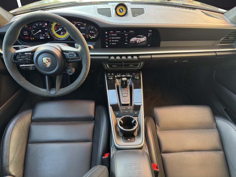 PORSCHE 911 Coupé 3.7 Turbo S PDK-image-9