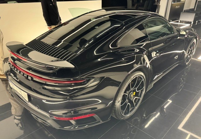 PORSCHE 911 Coupé 3.7 Turbo S PDK-showroom-element-1