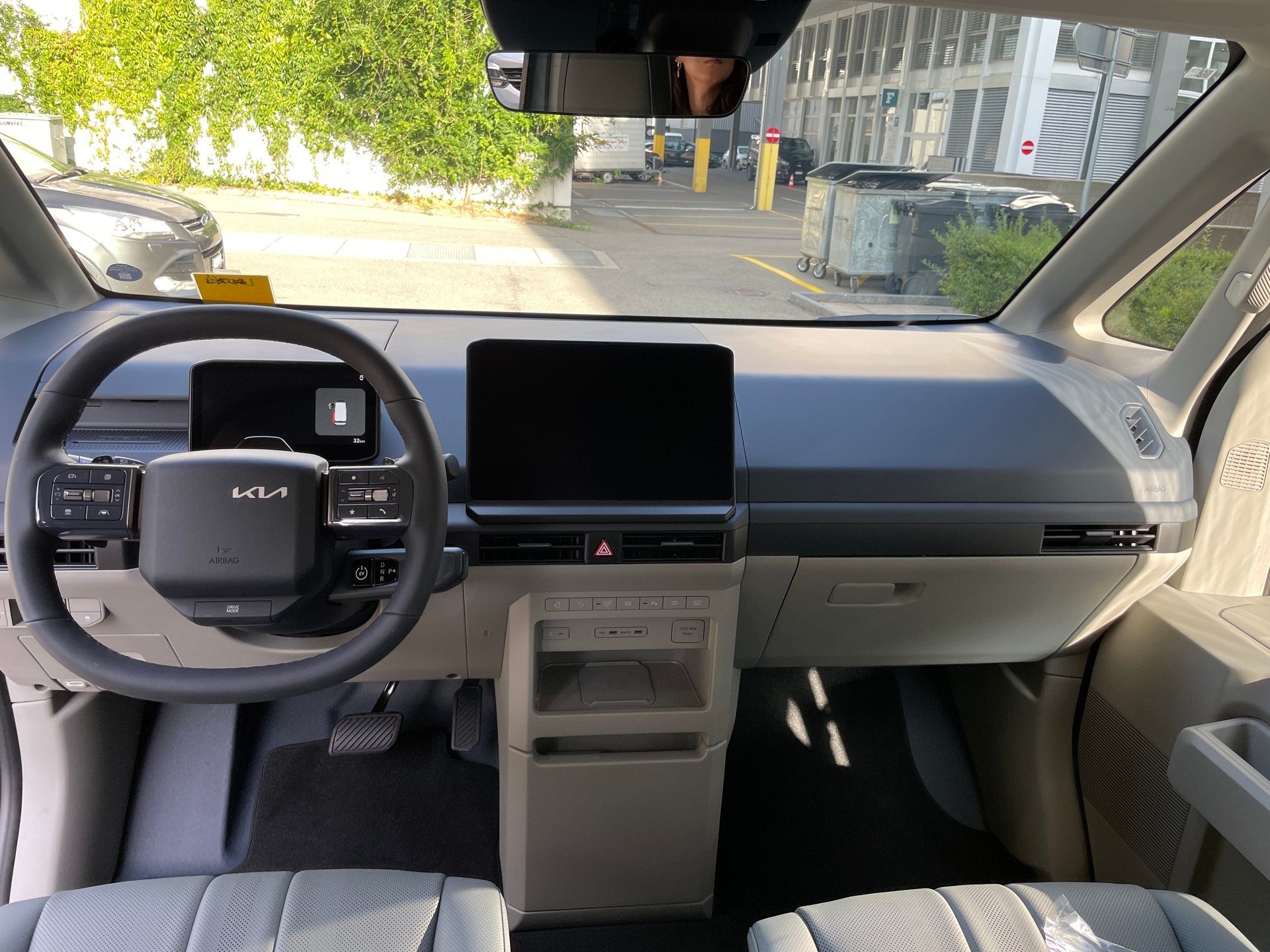 KIA PV5 71.2 kWh Elite mit Elite-Pack und Wärmepumpe, VOLLAUSSTATTUNG-image-18