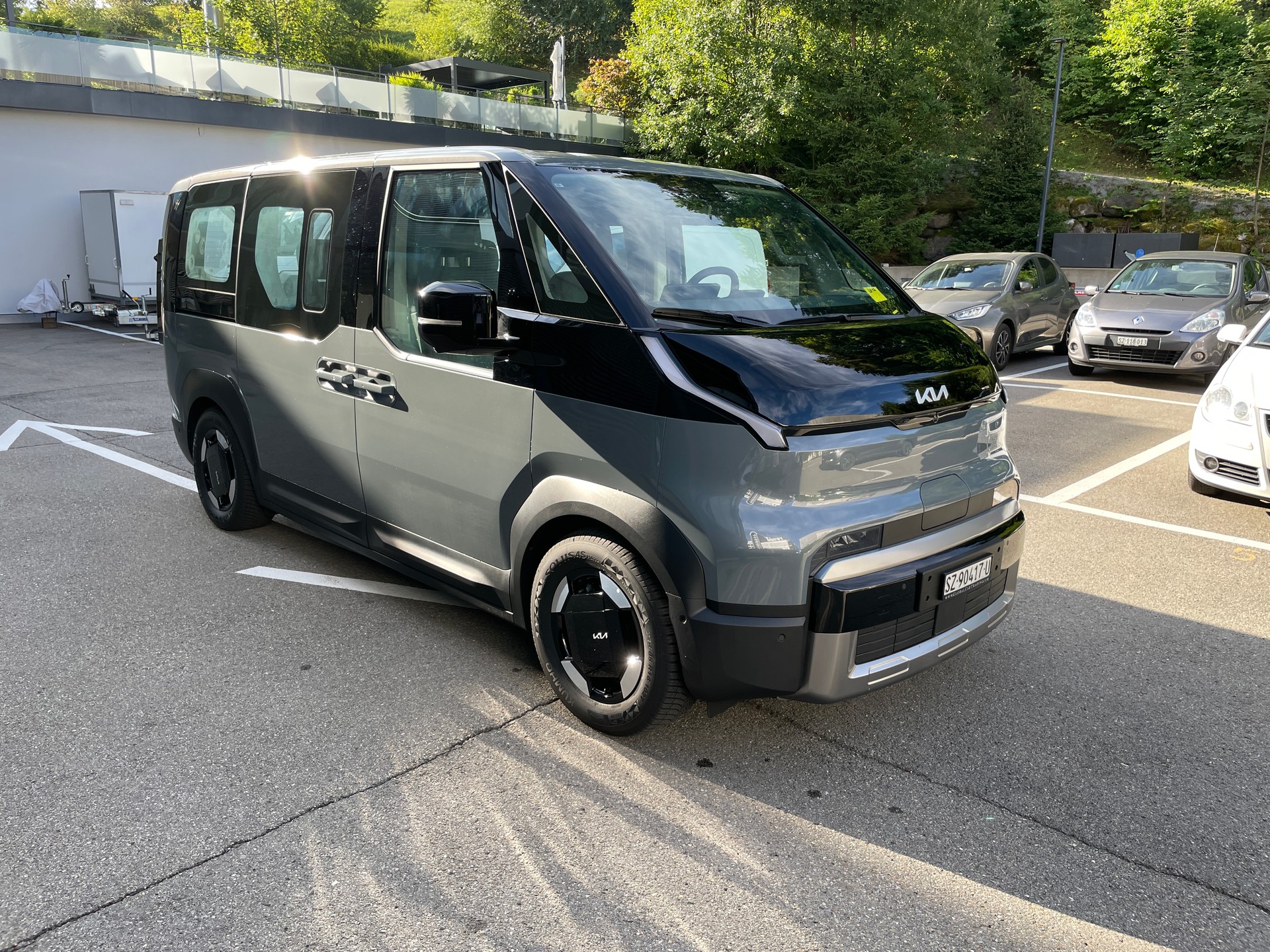 KIA PV5 71.2 kWh Elite mit Elite-Pack und Wärmepumpe, VOLLAUSSTATTUNG-image-2