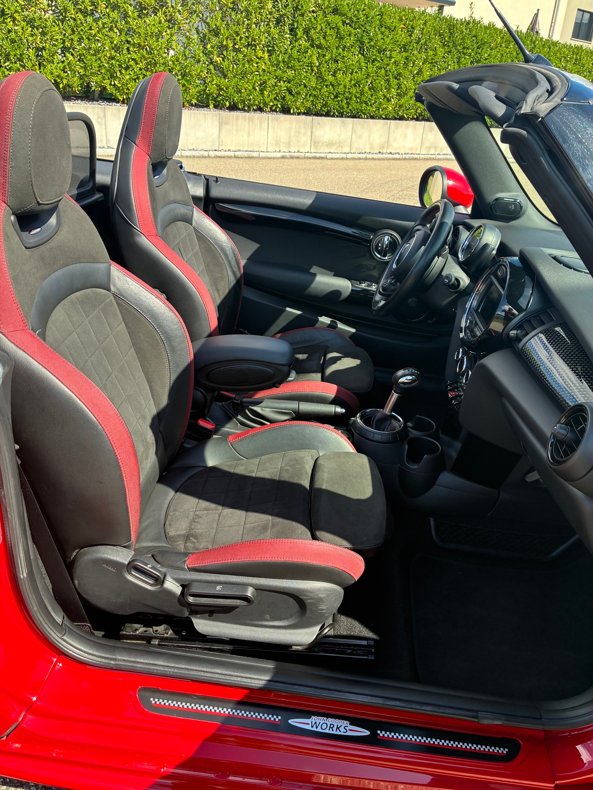 MINI 2.0i Cooper S Cabrio Steptronic-image-3