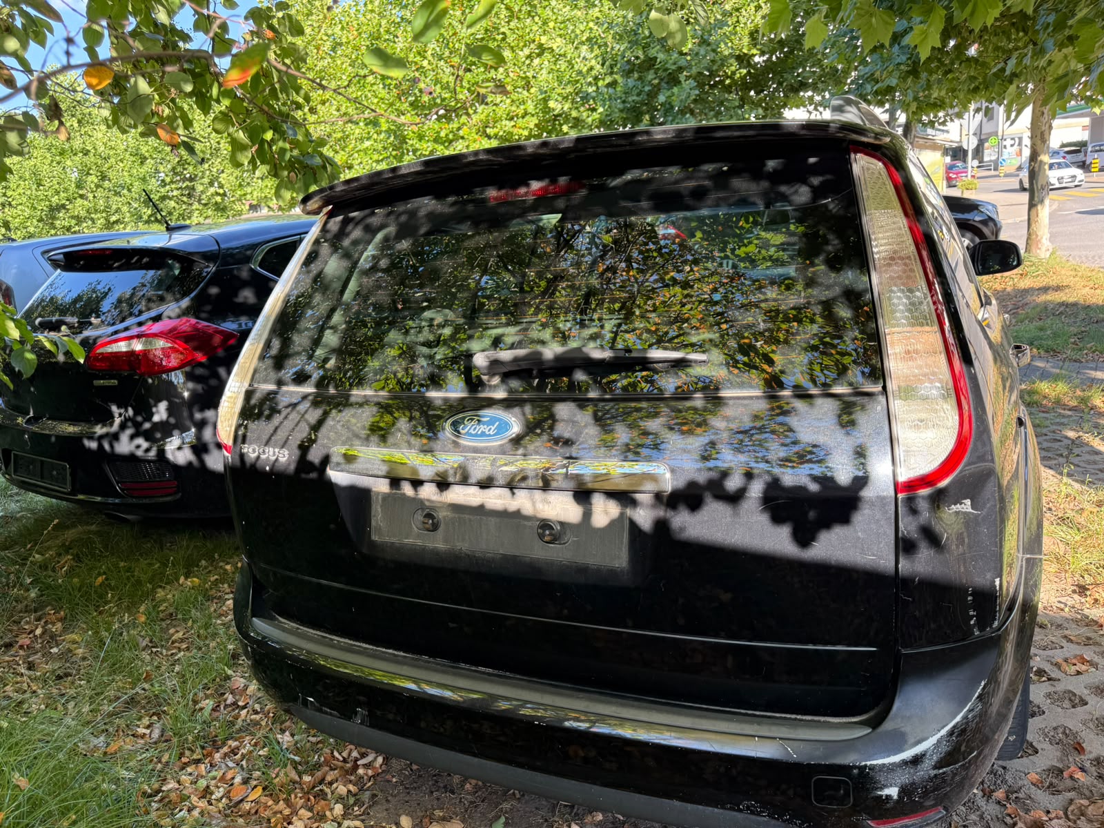 FORD Focus 1.8i Carving-image-2