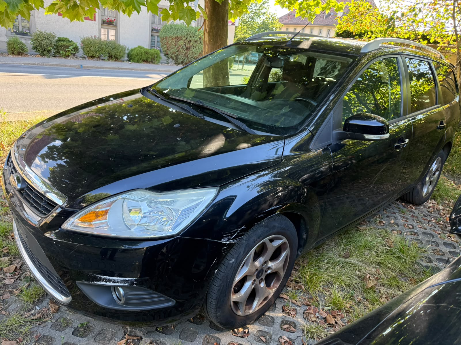 FORD Focus 1.8i Carving-image-1