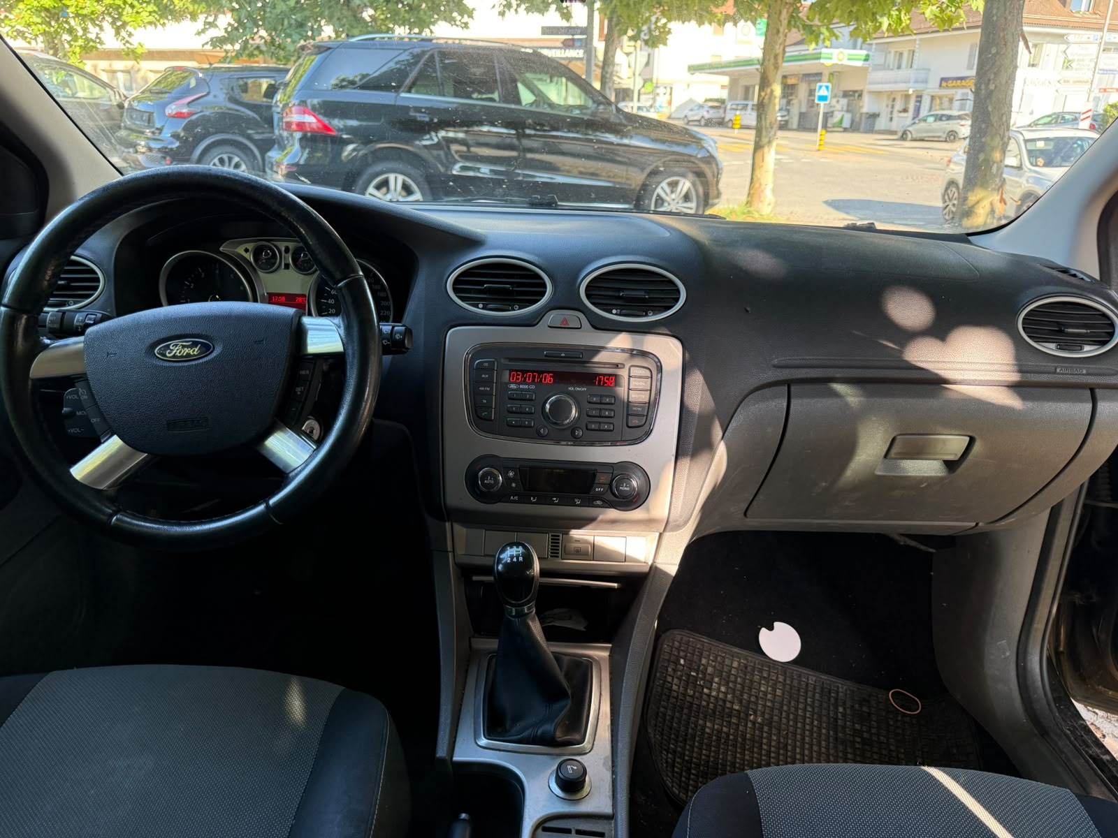 FORD Focus 1.8i Carving-image-6