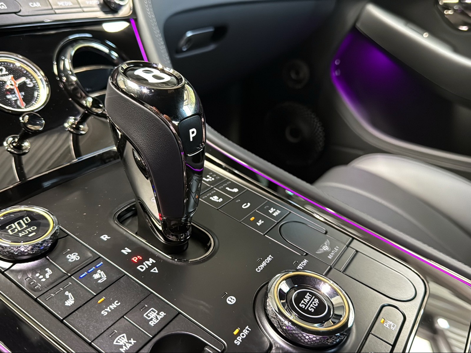 BENTLEY GT V8 Hybrid S-image-14