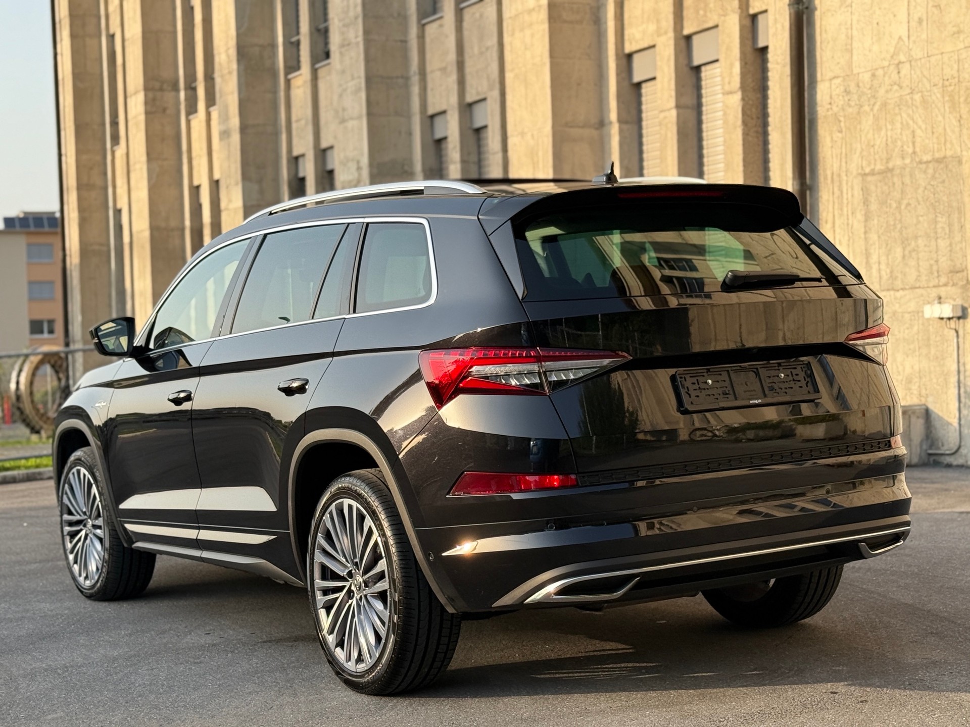 SKODA Kodiaq 2.0 TDI CR L&K 4x4 DSG-image-2