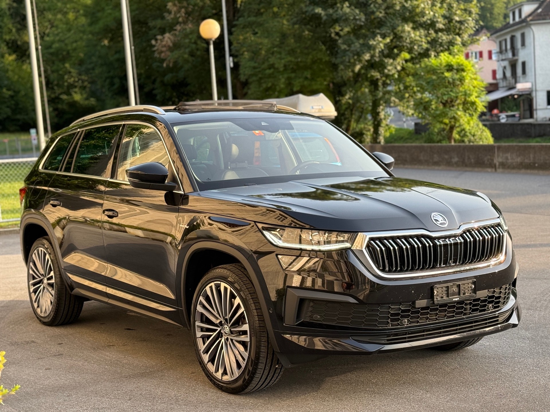 SKODA Kodiaq 2.0 TDI CR L&K 4x4 DSG-image-12