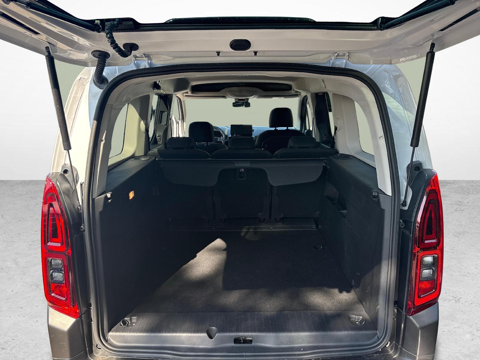 CITROEN e-Berlingo XL Max-image-15