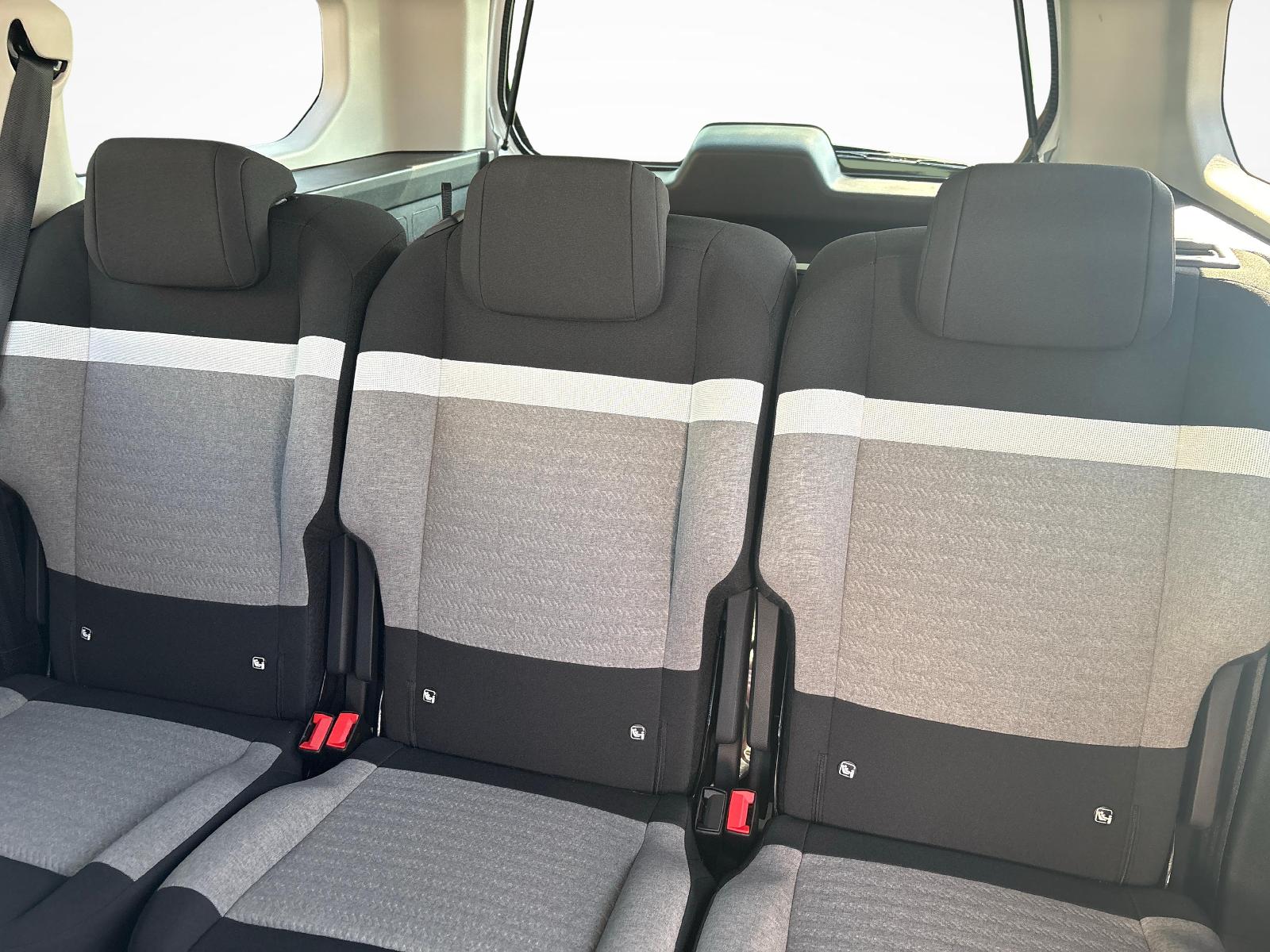 CITROEN e-Berlingo XL Max-image-13