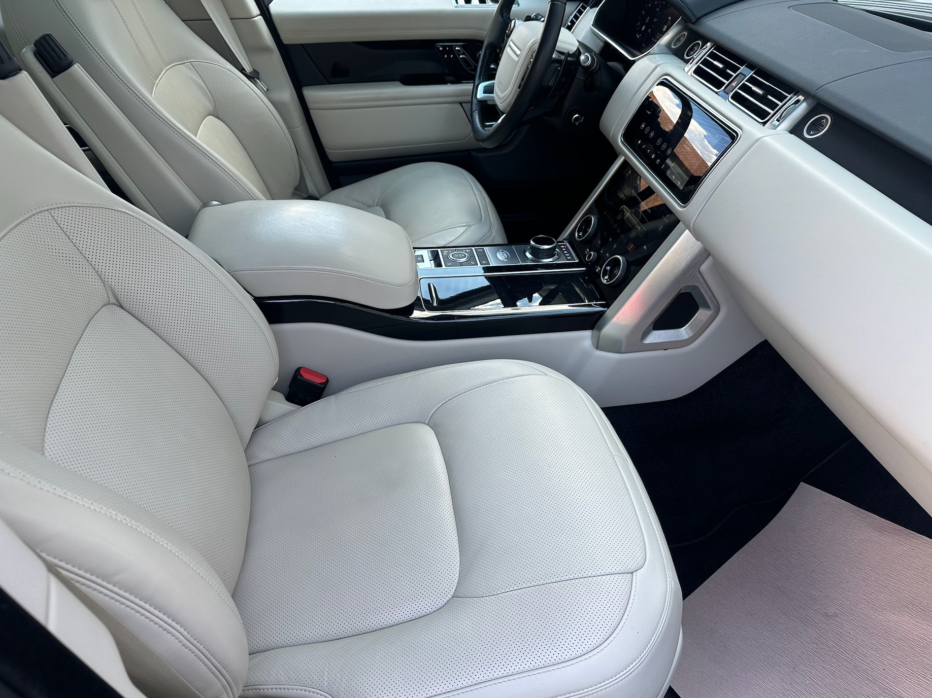 LAND ROVER Range Rover 5.0 V8 S/C Vogue Automatic-image-12