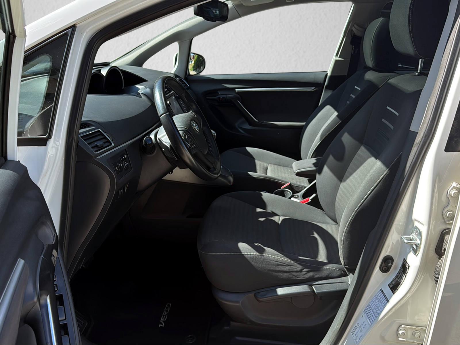 TOYOTA Verso 1.8 VVT-i Trend MiD 7P-image-2