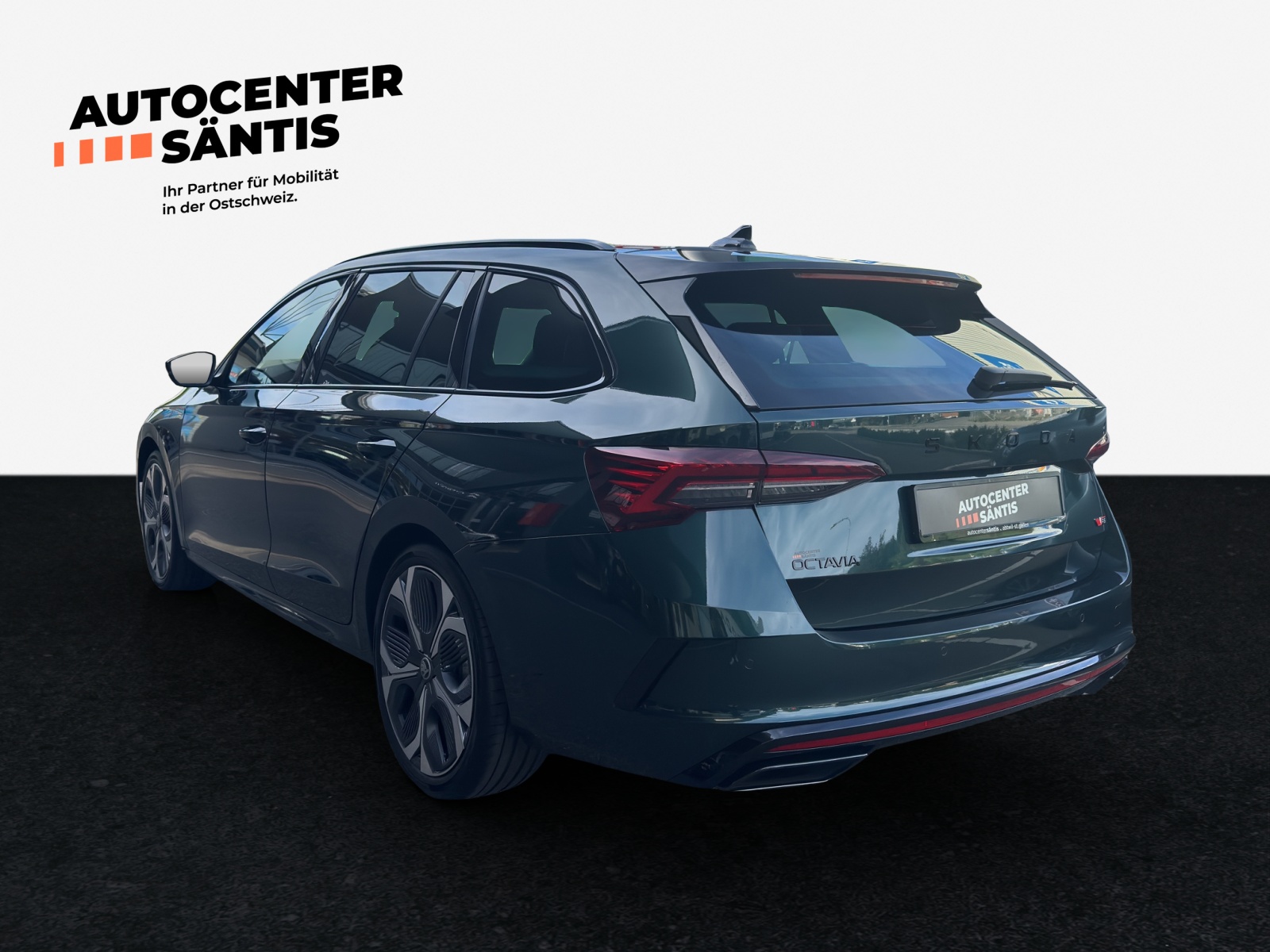 SKODA Octavia Combi 2.0 TSI DSG Dynamic 4x4-image-3