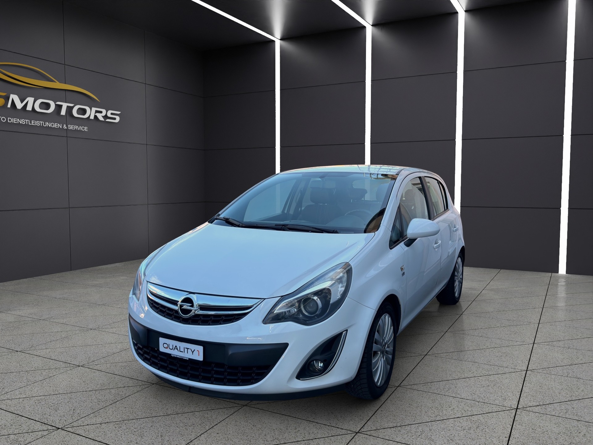 OPEL Corsa 1.4 TP Anniversary Edition Automatic-image-0