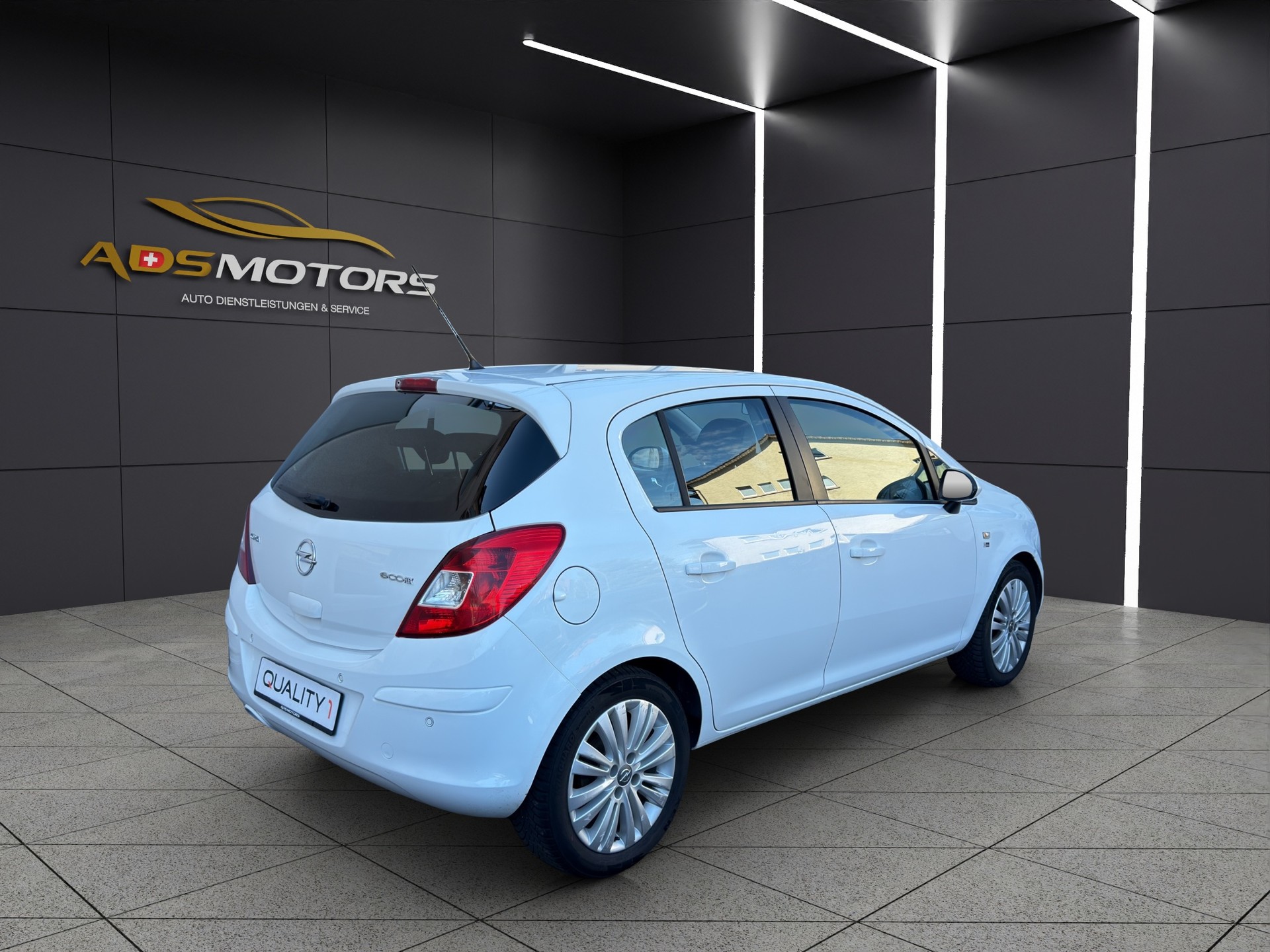 OPEL Corsa 1.4 TP Anniversary Edition Automatic-image-3