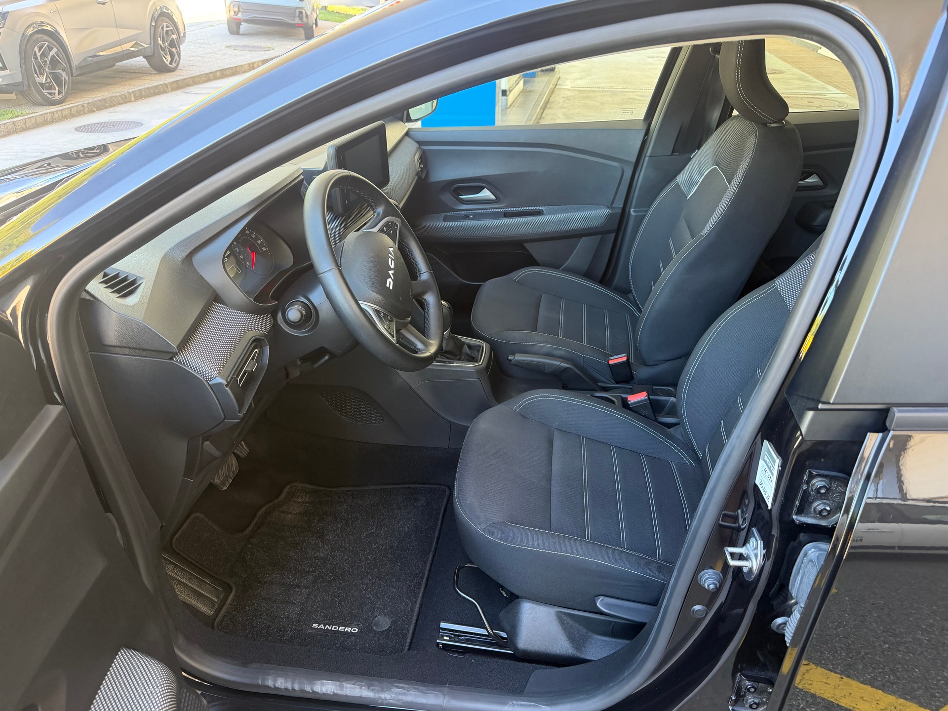 DACIA Sandero TCe 90 Expression CVT-image-5