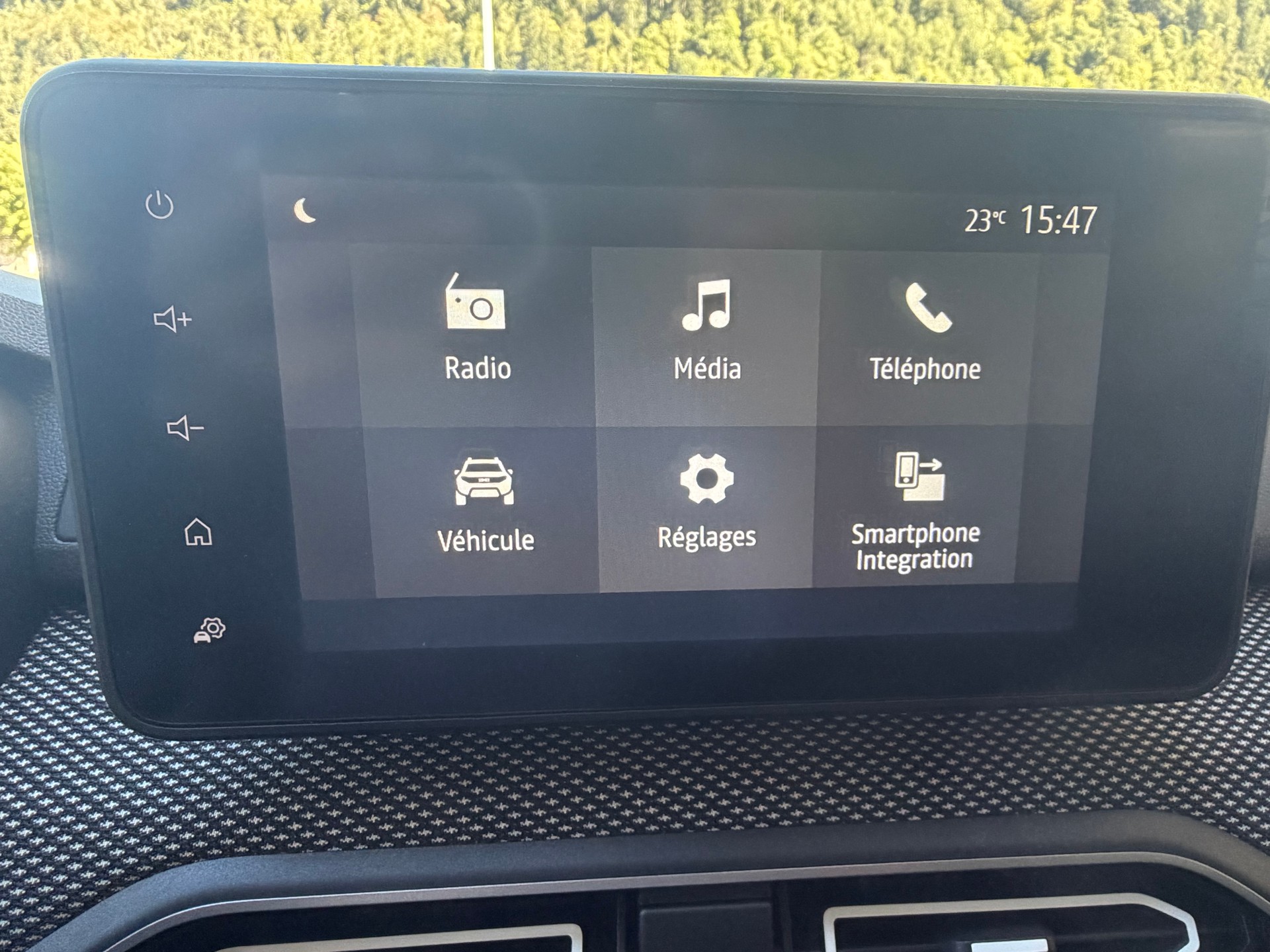 DACIA Sandero TCe 90 Expression CVT-image-13