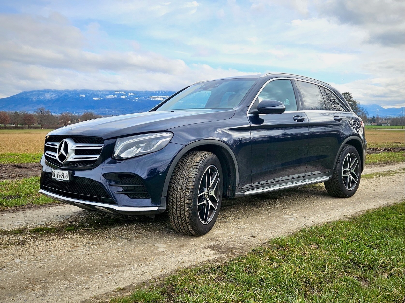 MERCEDES-BENZ GLC 250 AMG Line 4m-image-0