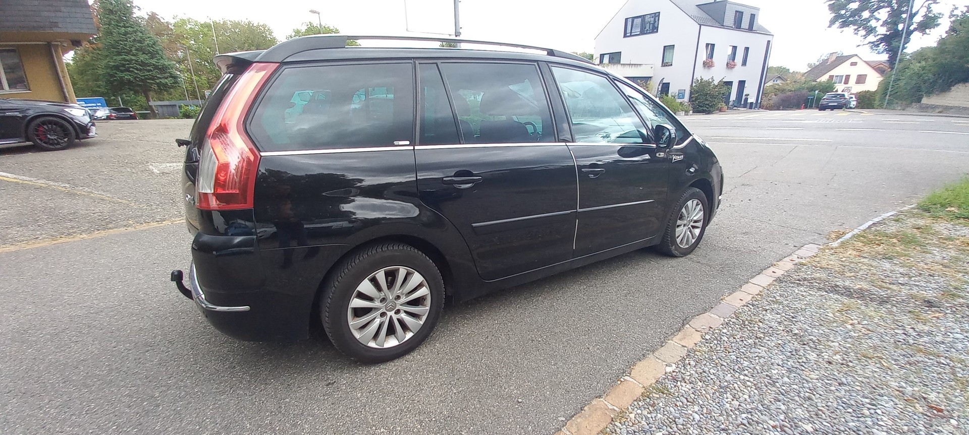 CITROEN Grand C4 Picasso 2.0 HDI Dynamique BMP6-image-6