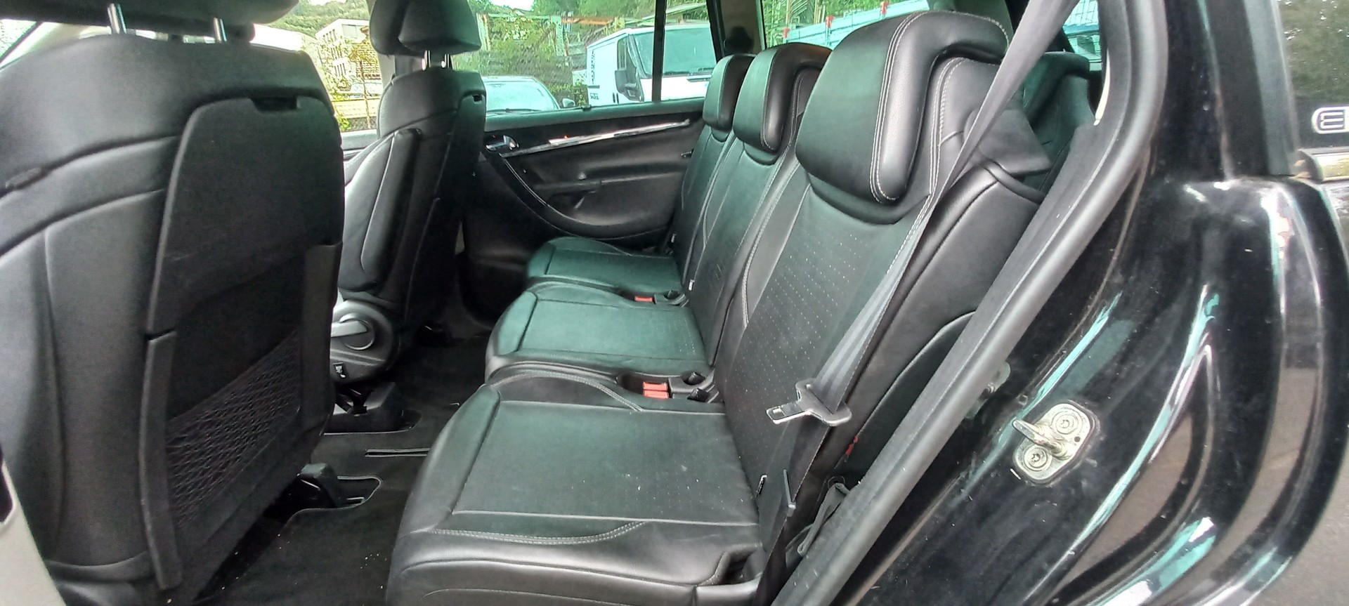 CITROEN Grand C4 Picasso 2.0 HDI Dynamique BMP6-image-9