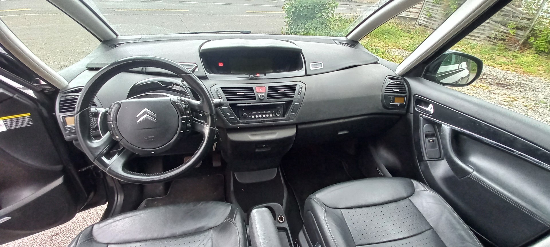 CITROEN Grand C4 Picasso 2.0 HDI Dynamique BMP6-image-11