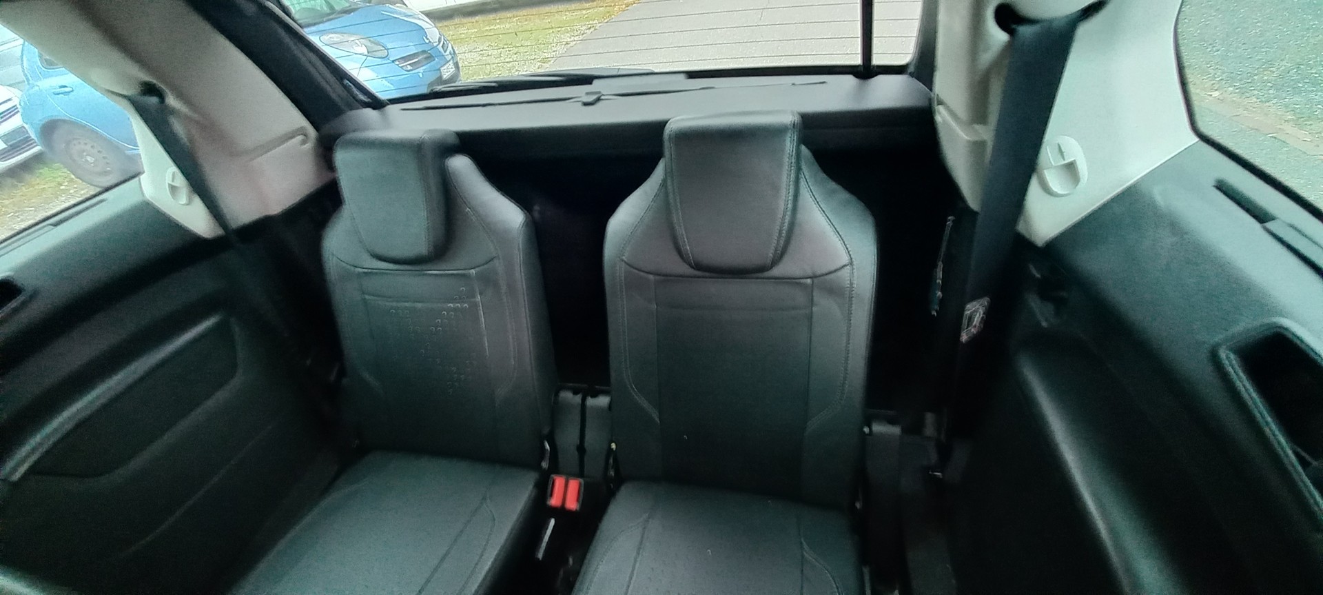 CITROEN Grand C4 Picasso 2.0 HDI Dynamique BMP6-image-10
