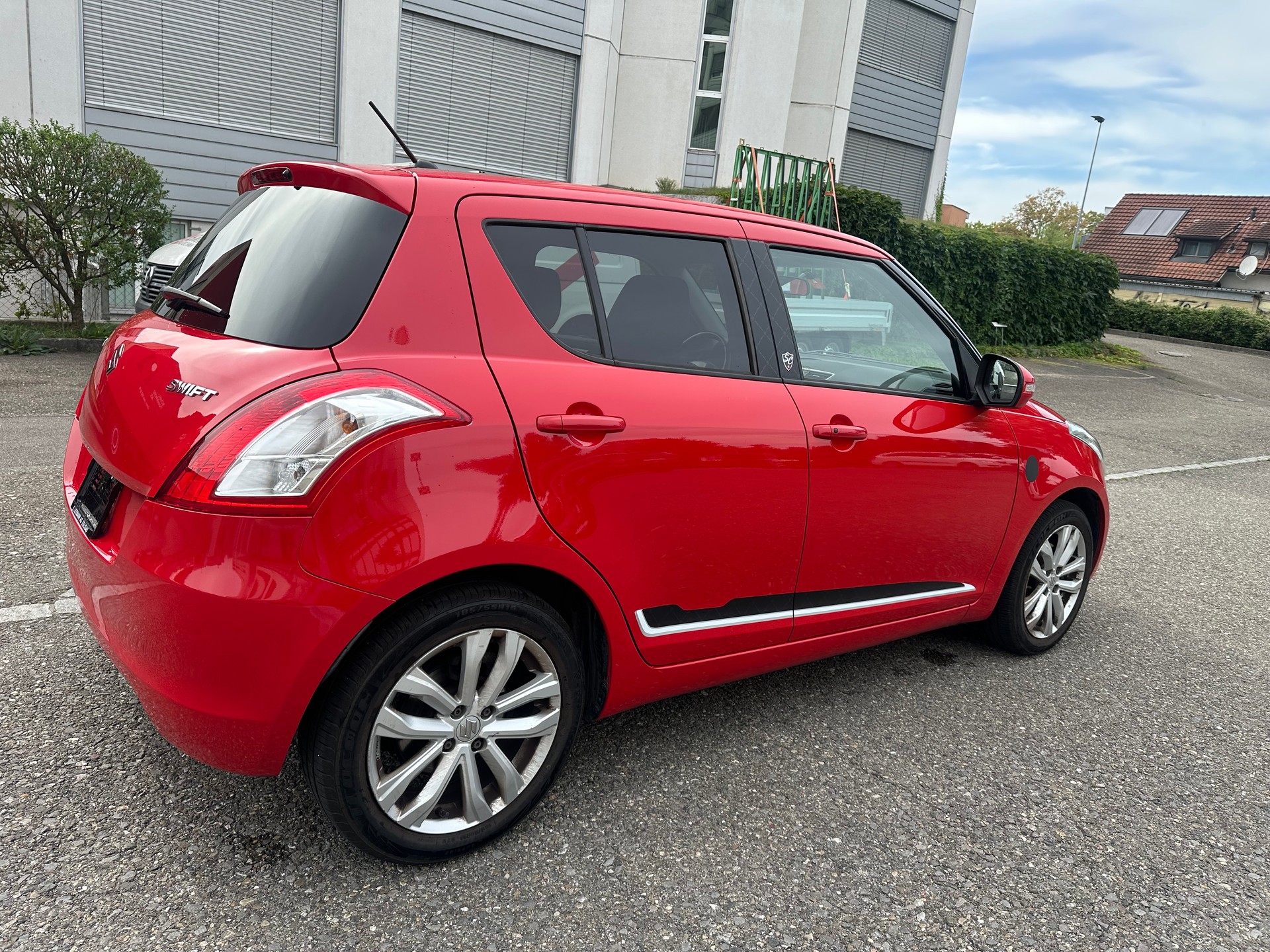 SUZUKI Swift 1.2i 16V GL Sergio Cellano Automatic-image-4