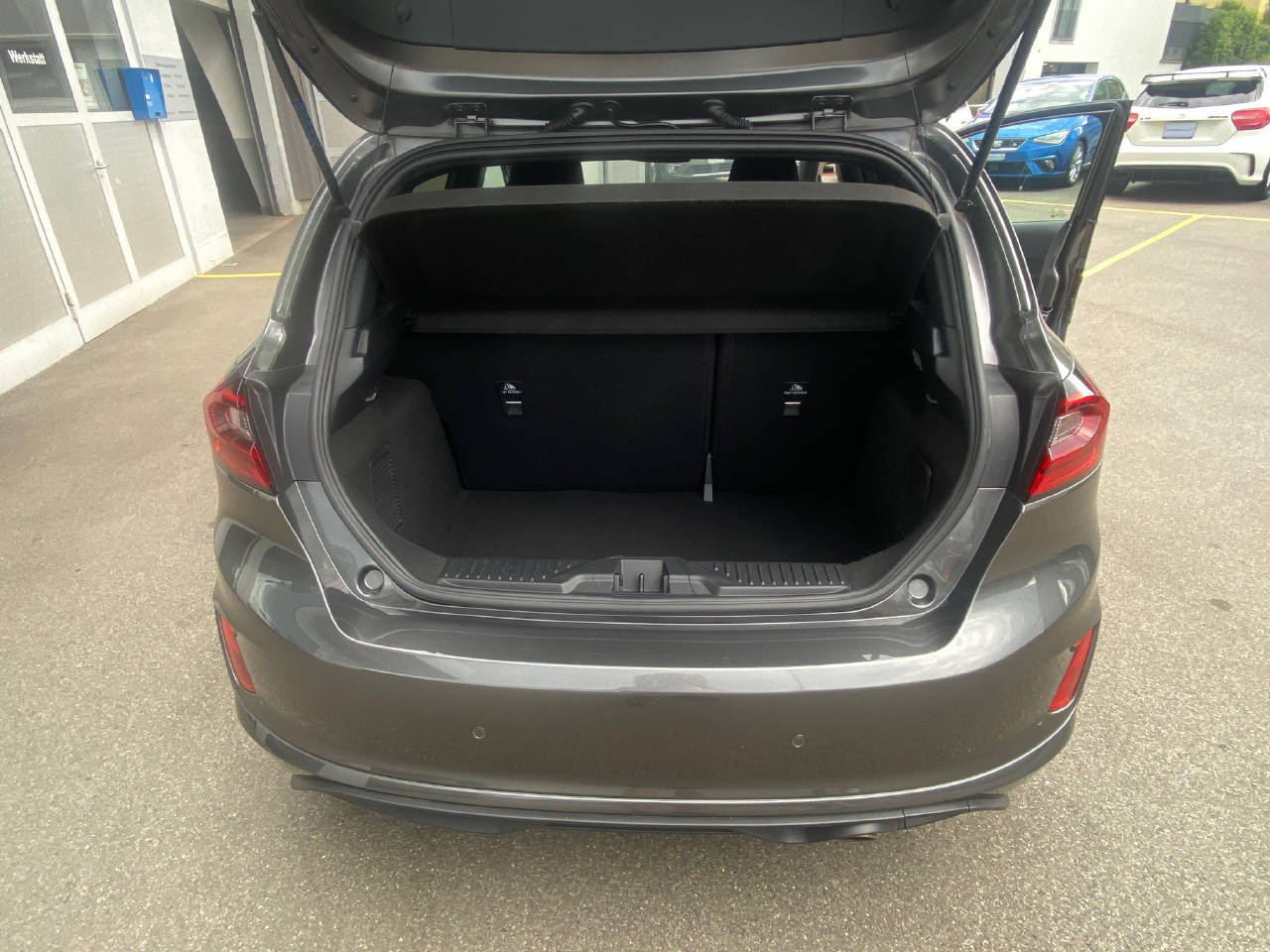 FORD Fiesta 1.0 EcoB Hybrid ST-Line X-image-9