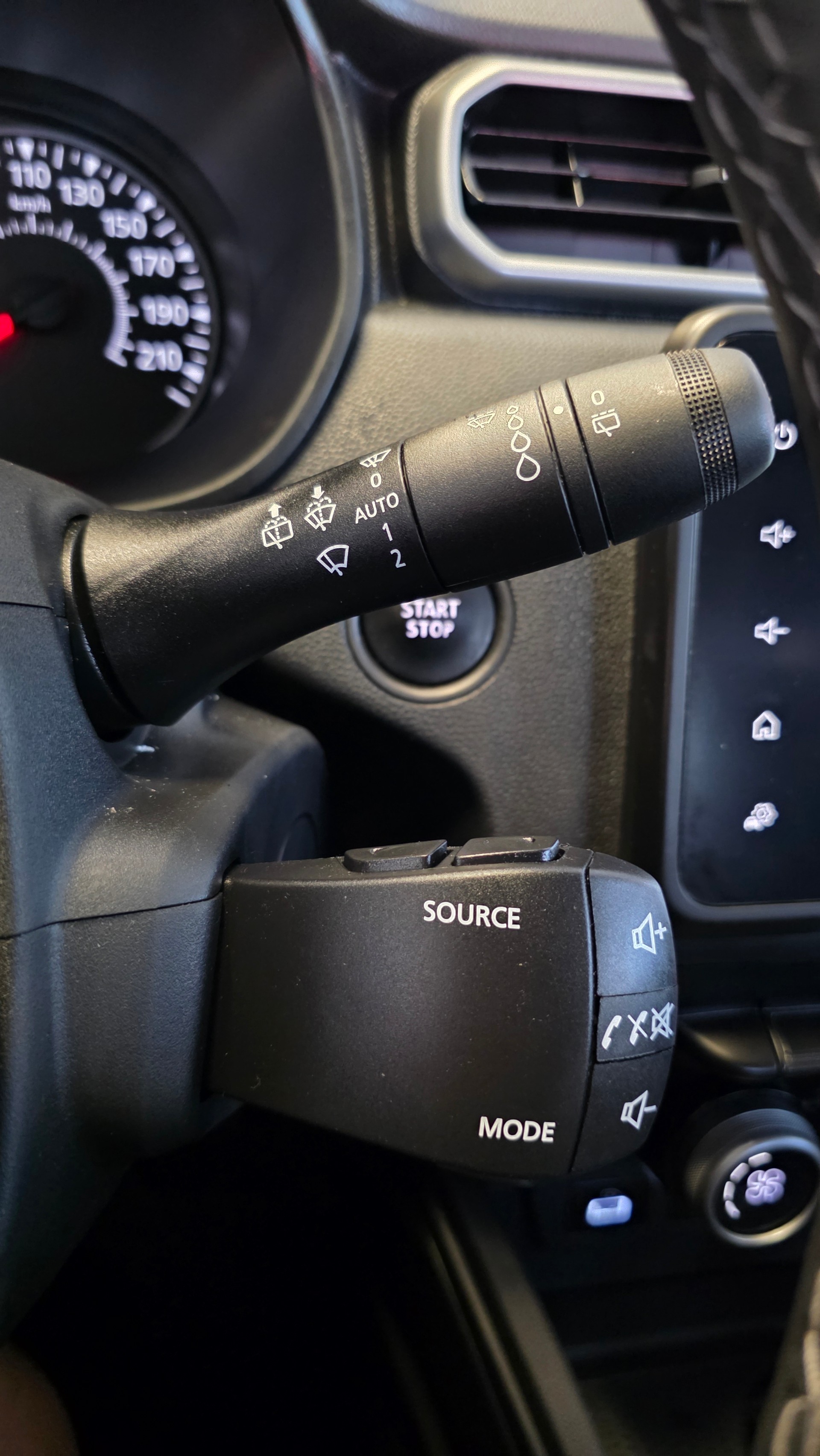 DACIA Duster TCe 150 Journey EDC 4x2-image-9