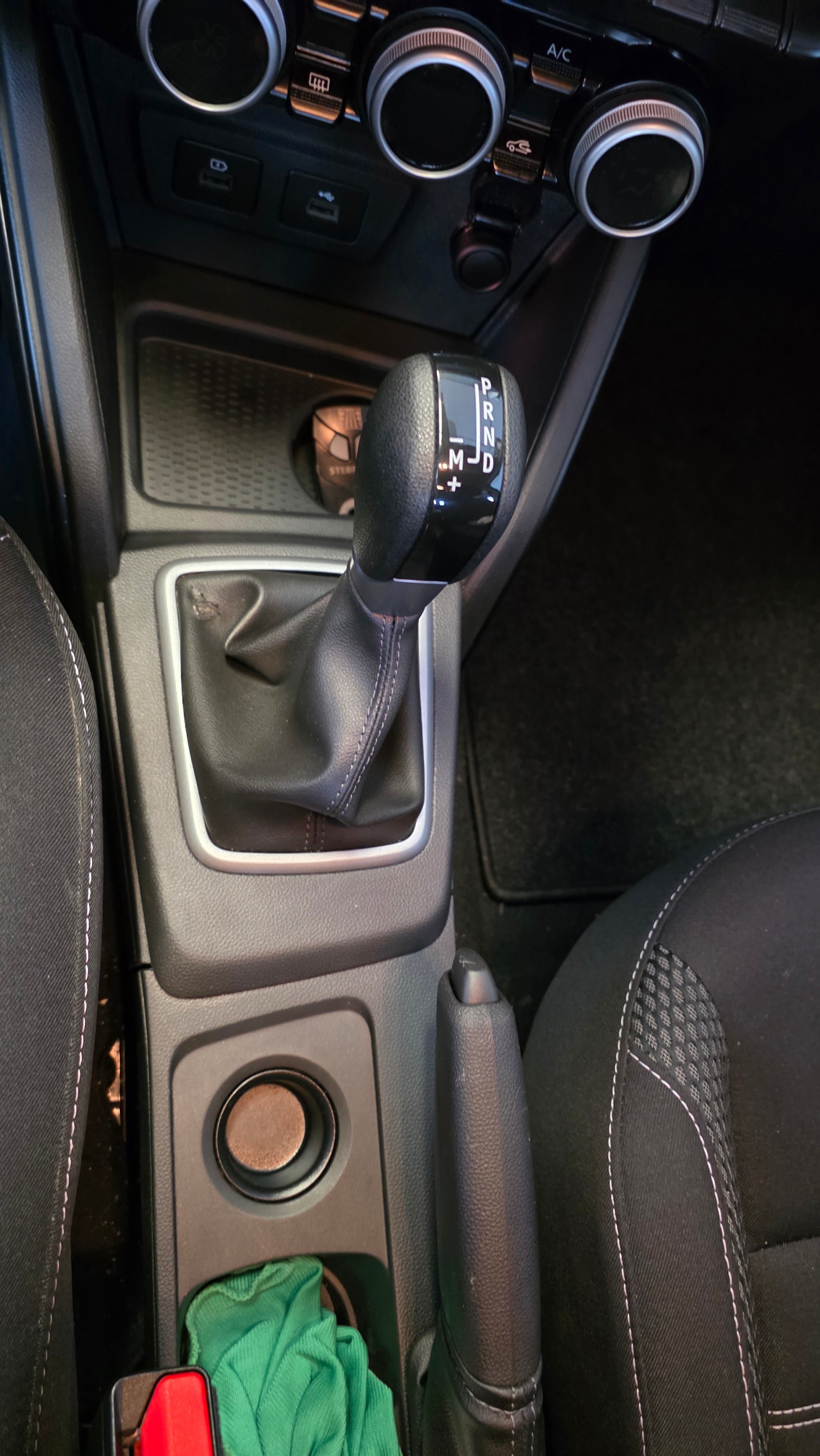 DACIA Duster TCe 150 Journey EDC 4x2-image-15