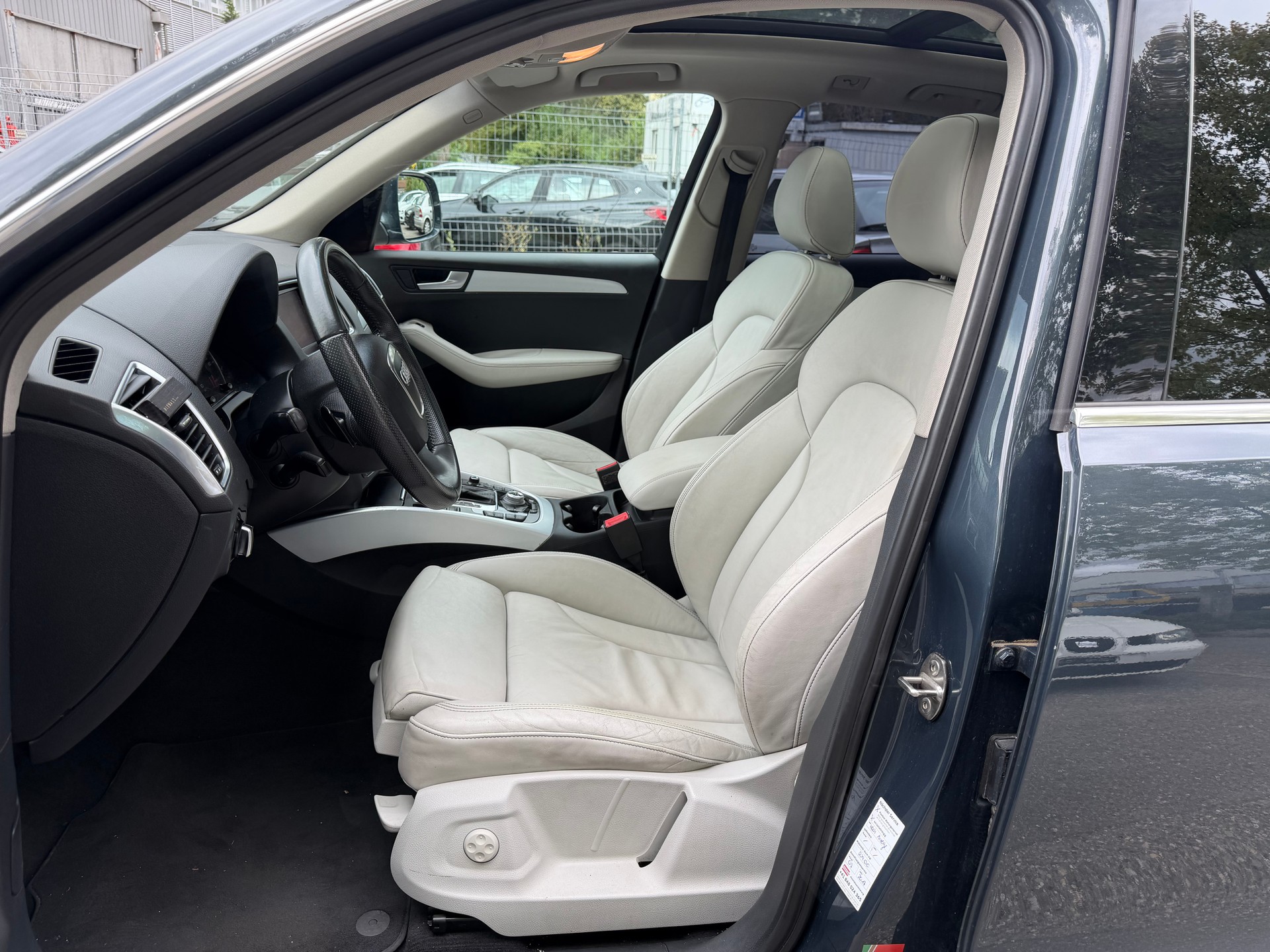 AUDI Q5 2.0 TFSI quattro S-tronic * Voll-Leder * Gr. Navi * Xenon * Klima-auto * PDC V&H * Tempomat * MFK 17.08.2026-image-6