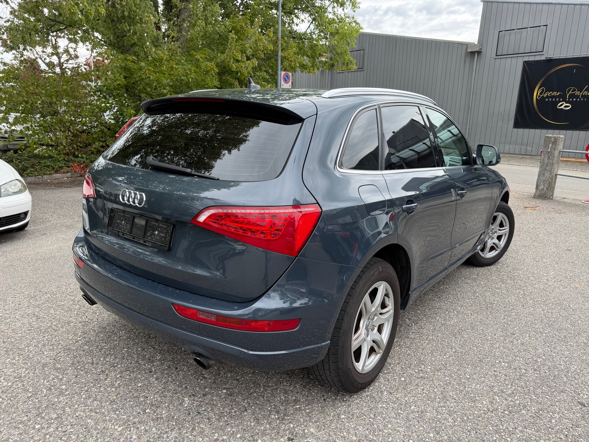 AUDI Q5 2.0 TFSI quattro S-tronic * Voll-Leder * Gr. Navi * Xenon * Klima-auto * PDC V&H * Tempomat * MFK 17.08.2026-image-4