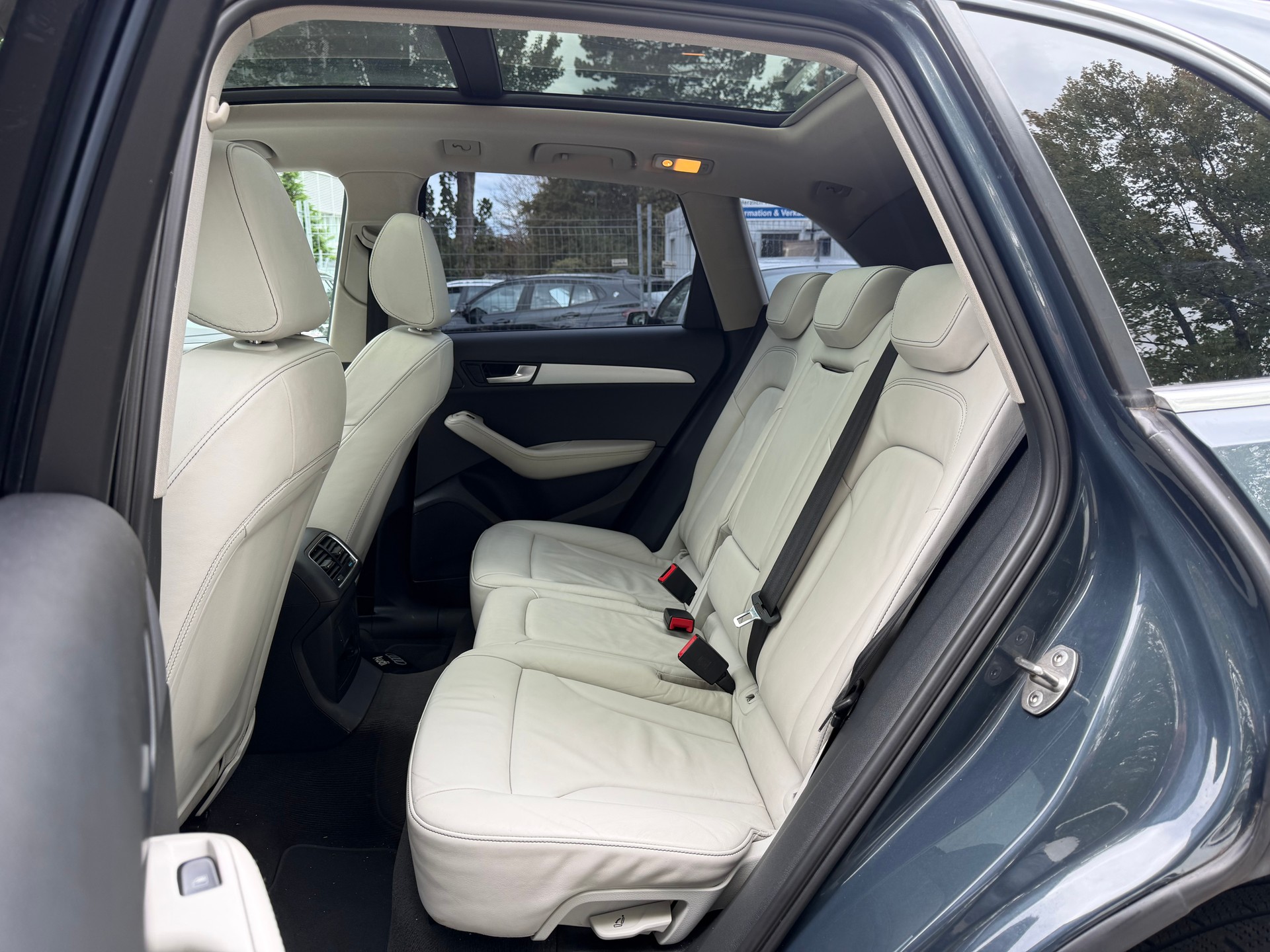 AUDI Q5 2.0 TFSI quattro S-tronic * Voll-Leder * Gr. Navi * Xenon * Klima-auto * PDC V&H * Tempomat * MFK 17.08.2026-image-2