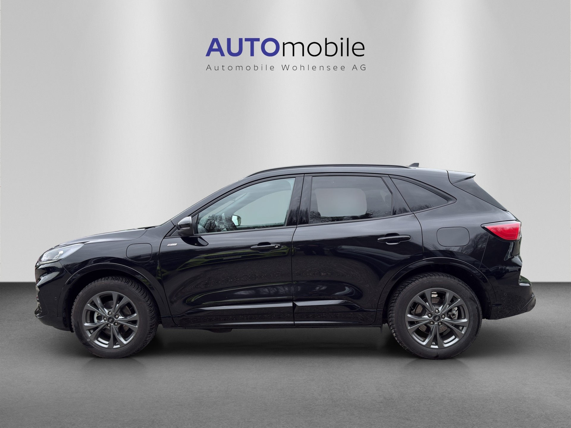 FORD Kuga 2.5 PHEV ST-Line 2WD-image-0