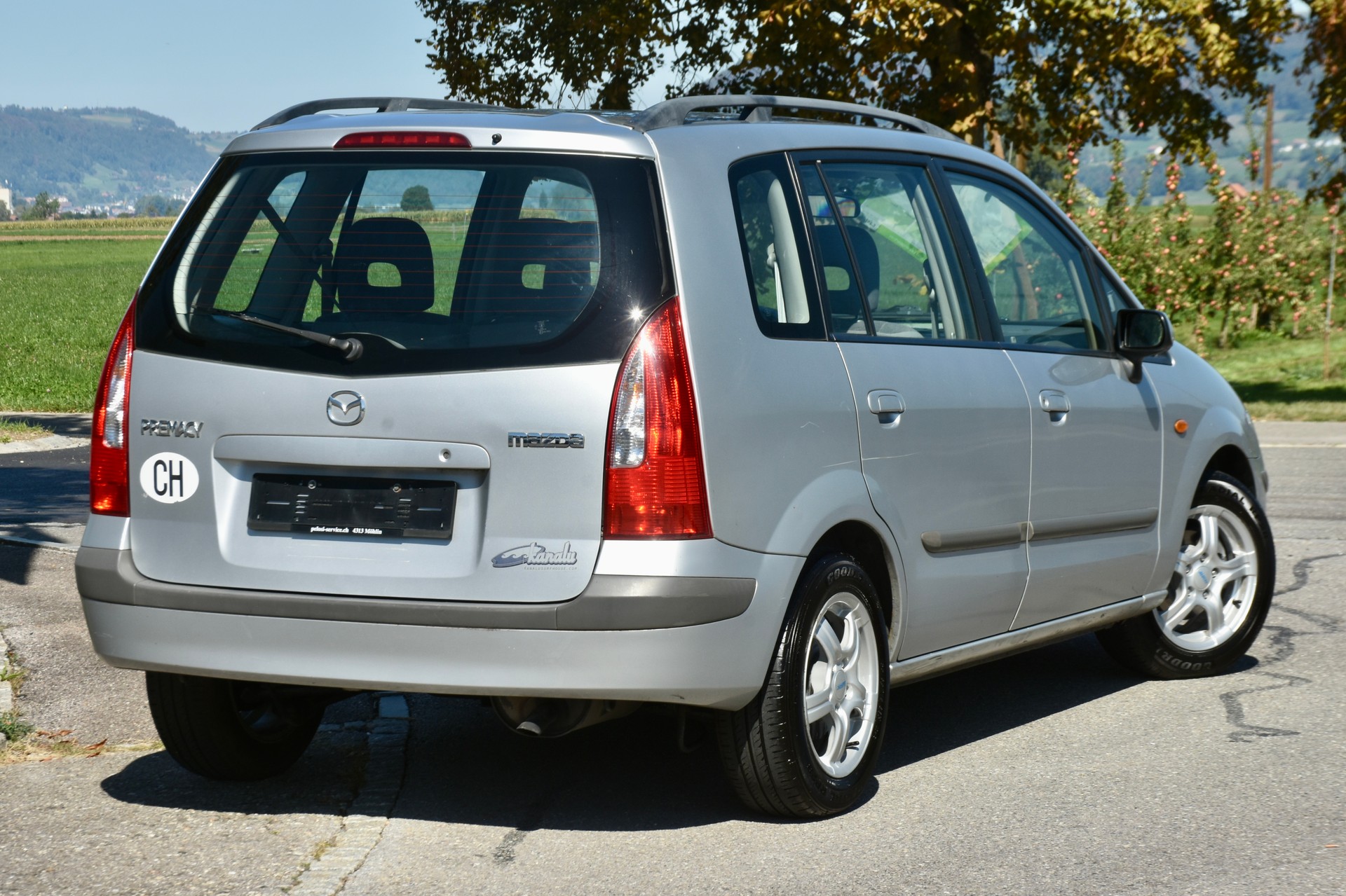 MAZDA Premacy 1.8i-16V-image-1
