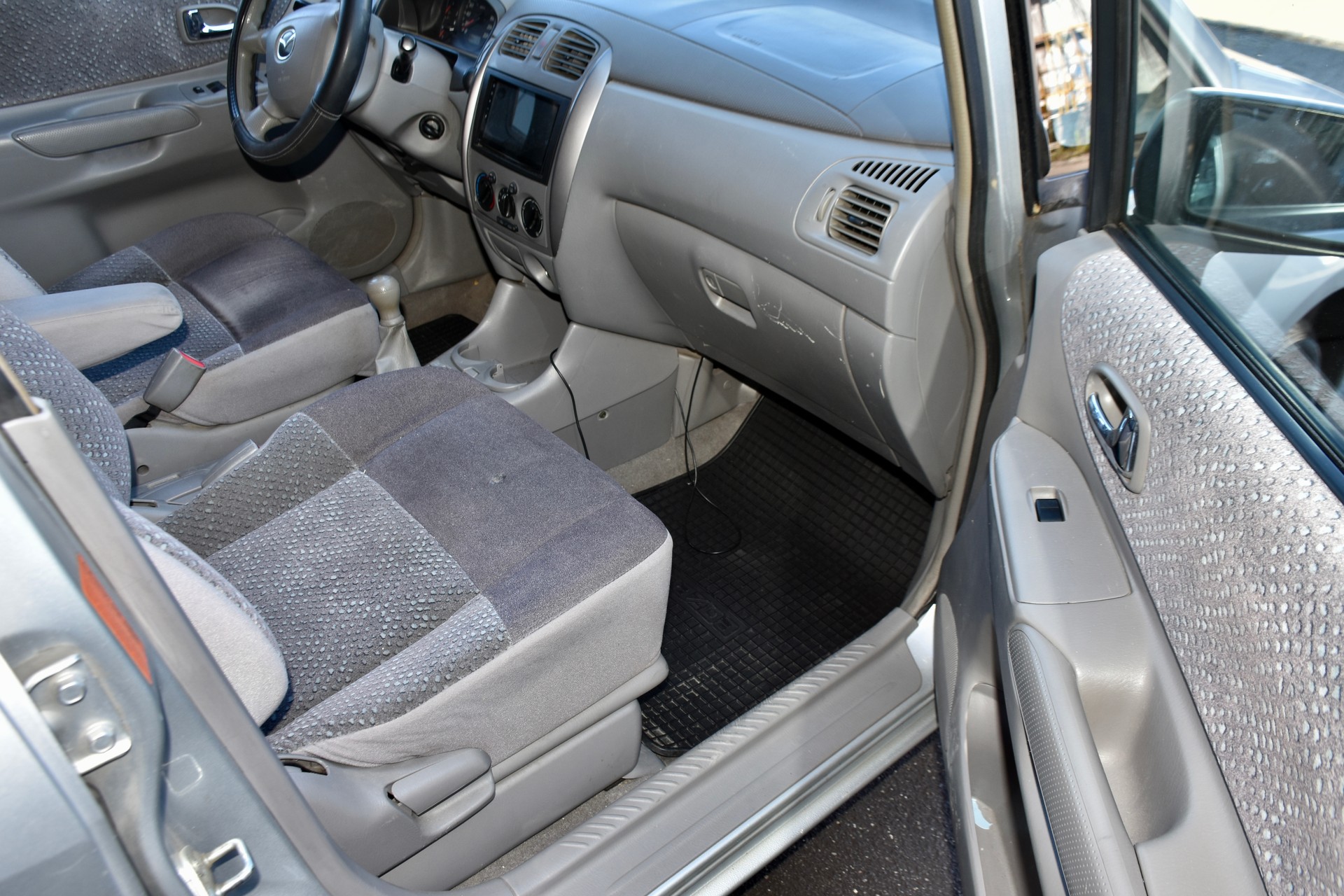 MAZDA Premacy 1.8i-16V-image-4