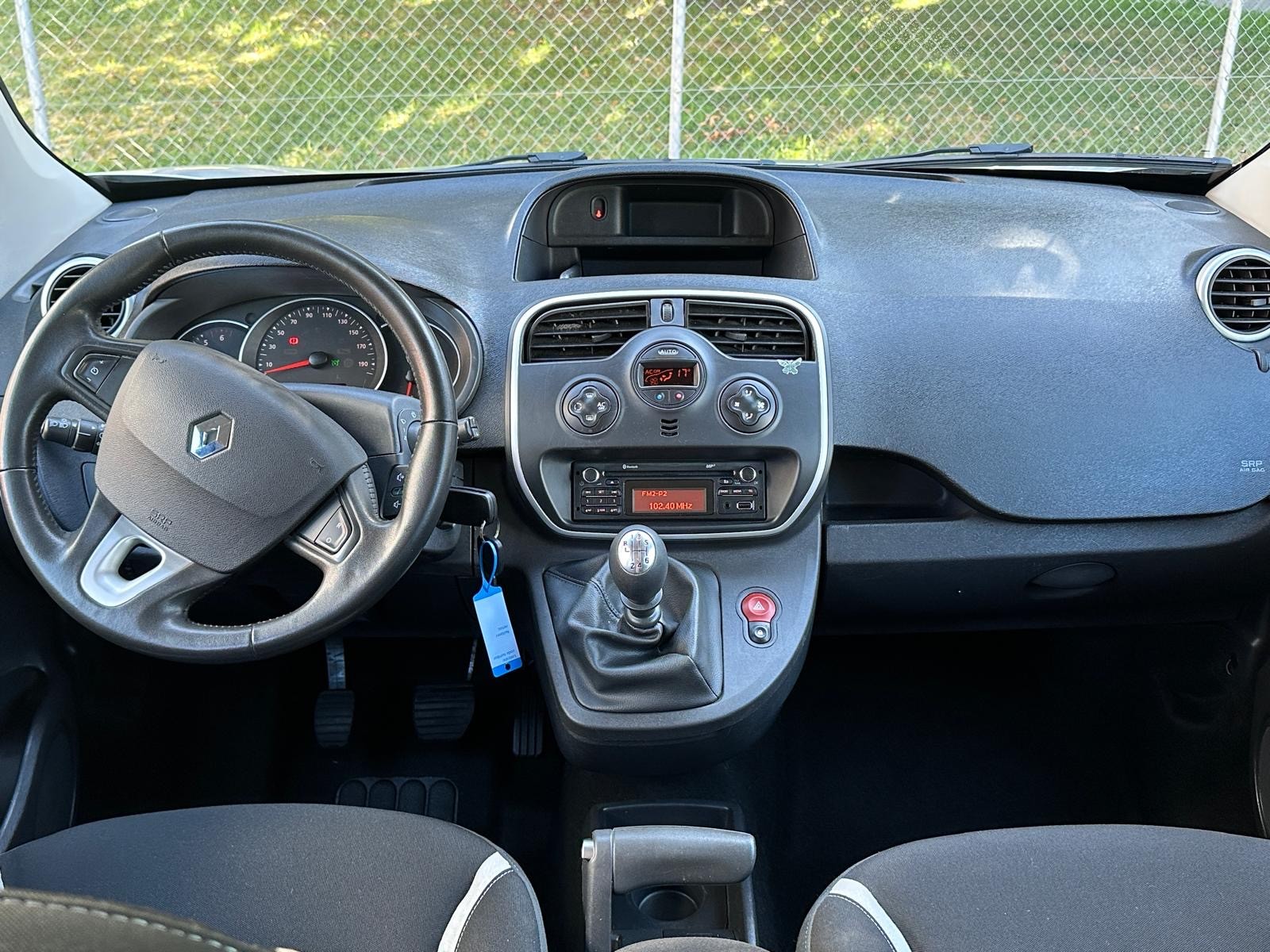 RENAULT Kangoo 1.2 16V Turbo Authentique-image-6