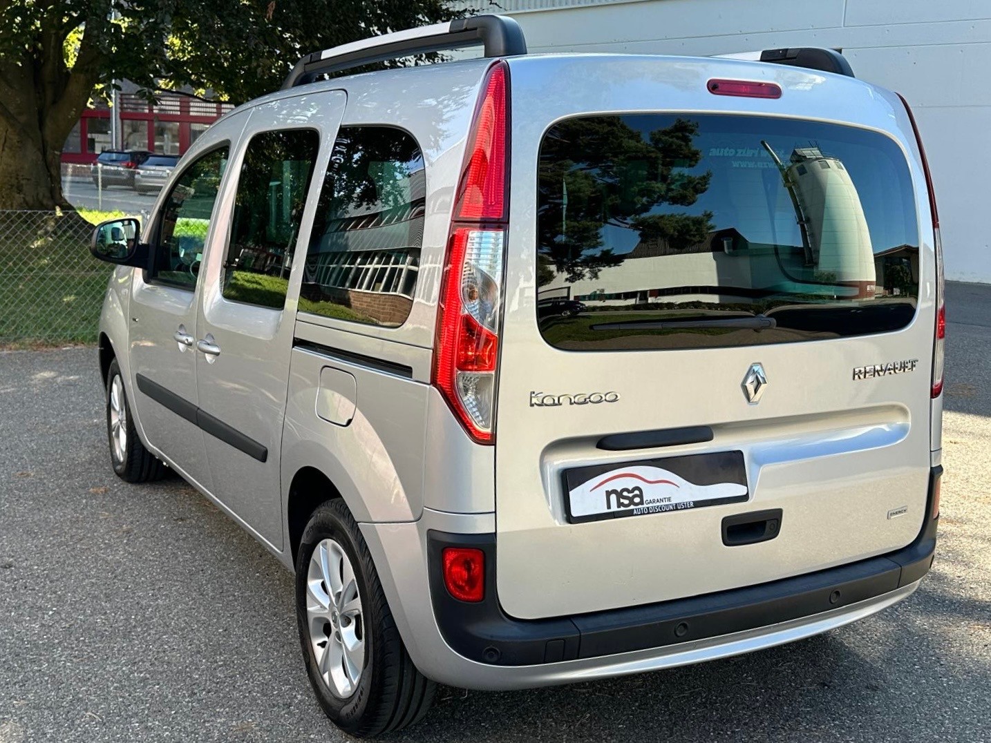 RENAULT Kangoo 1.2 16V Turbo Authentique-image-3