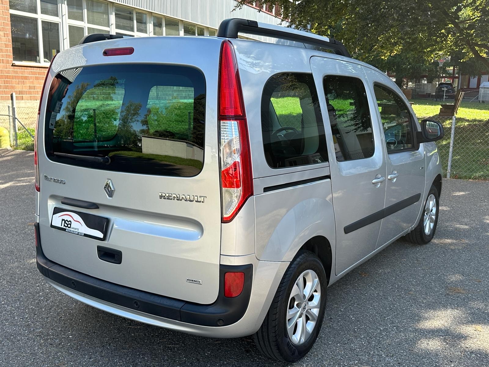 RENAULT Kangoo 1.2 16V Turbo Authentique-image-4