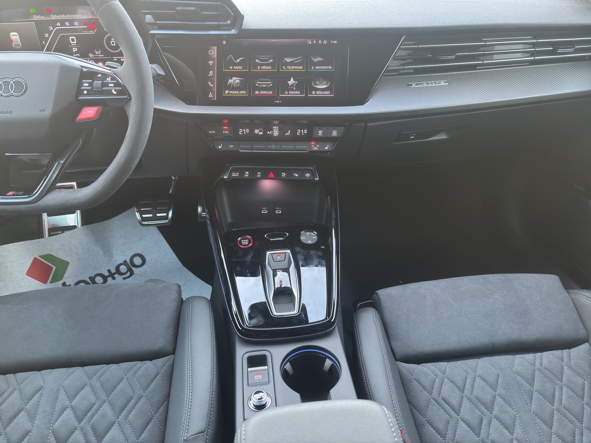 AUDI RS3 Sportback 2.5 TSI competition limited quattro S-tronic-image-12
