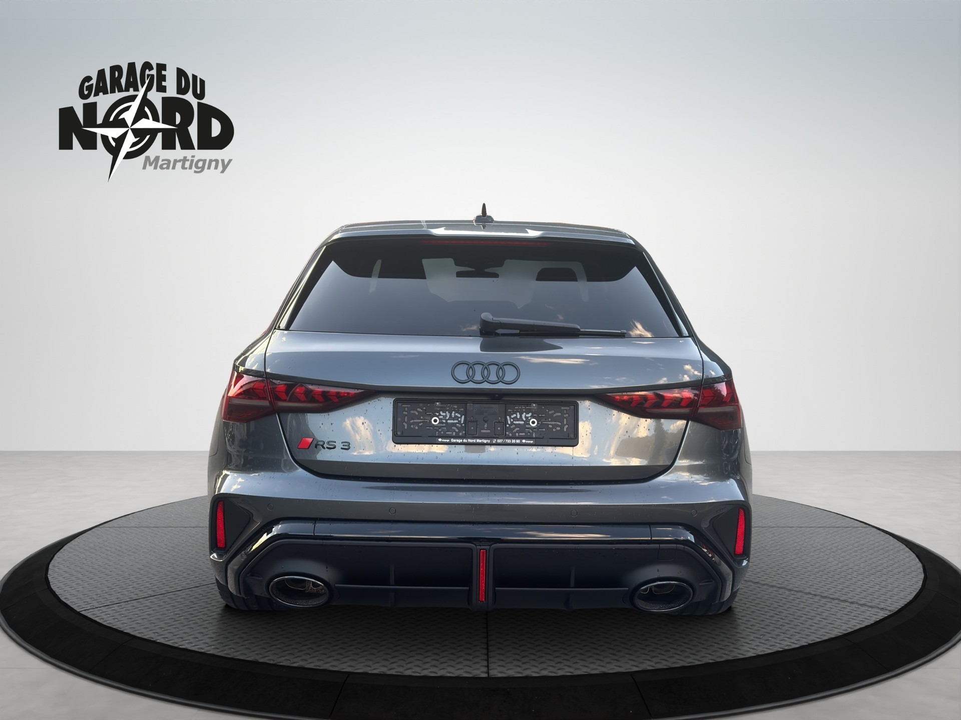 AUDI RS3 Sportback 2.5 TSI competition limited quattro S-tronic-image-4