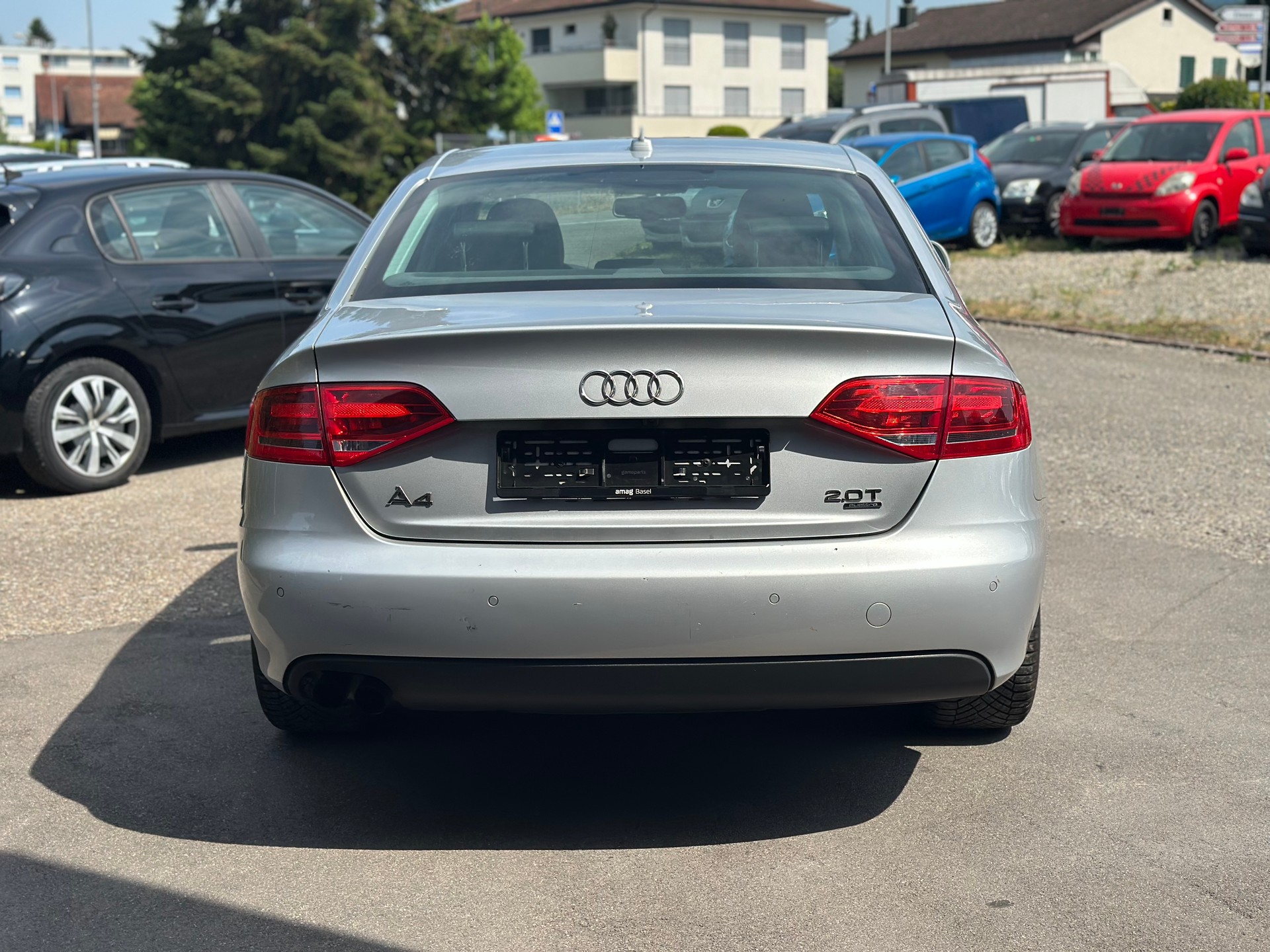 AUDI A4 Limousine 2.0 TFSI quattro S-tronic-image-4